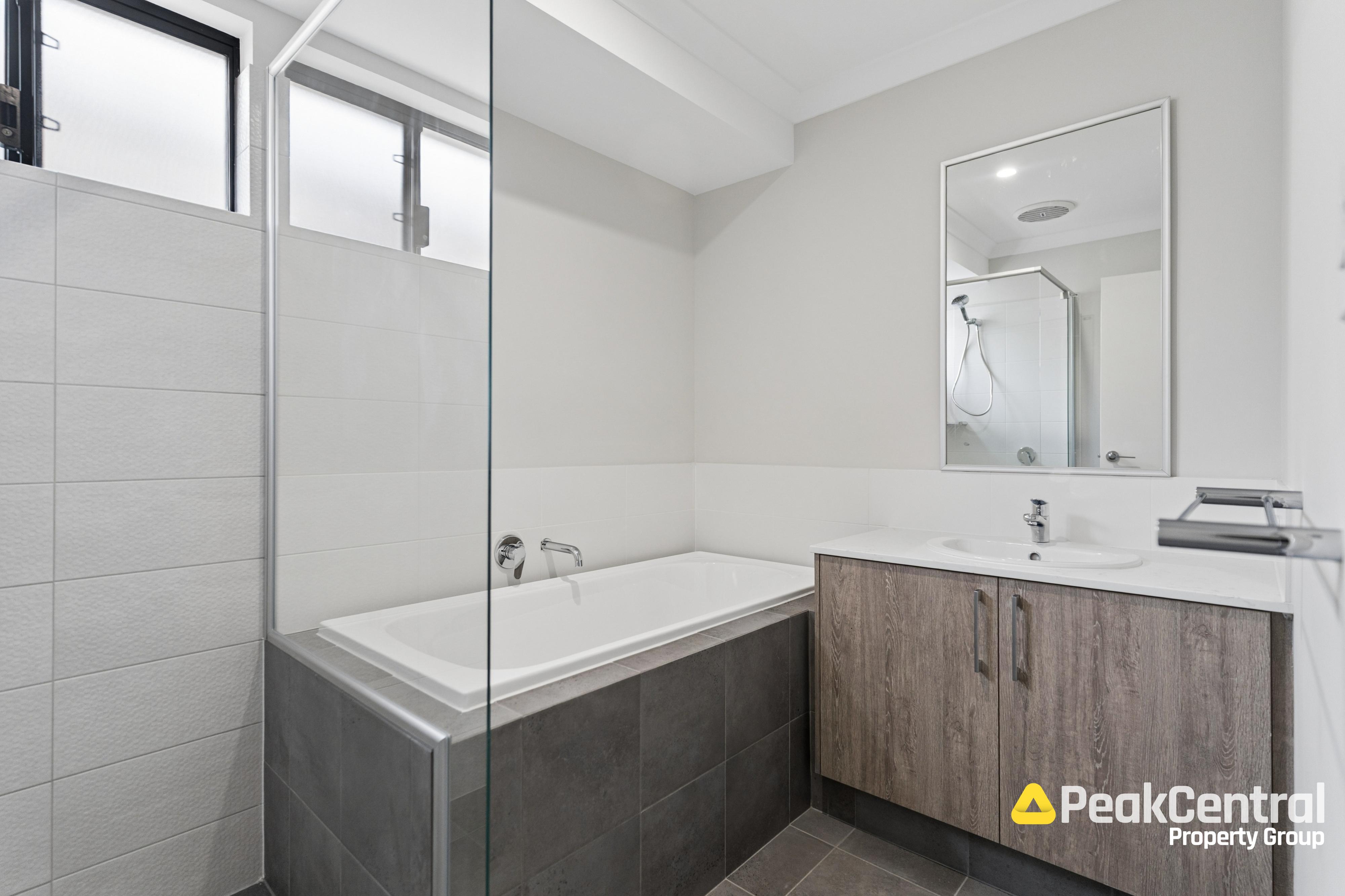 20 Magnolia Way, Lakelands For Lease by Peak Central Property Group - image 12