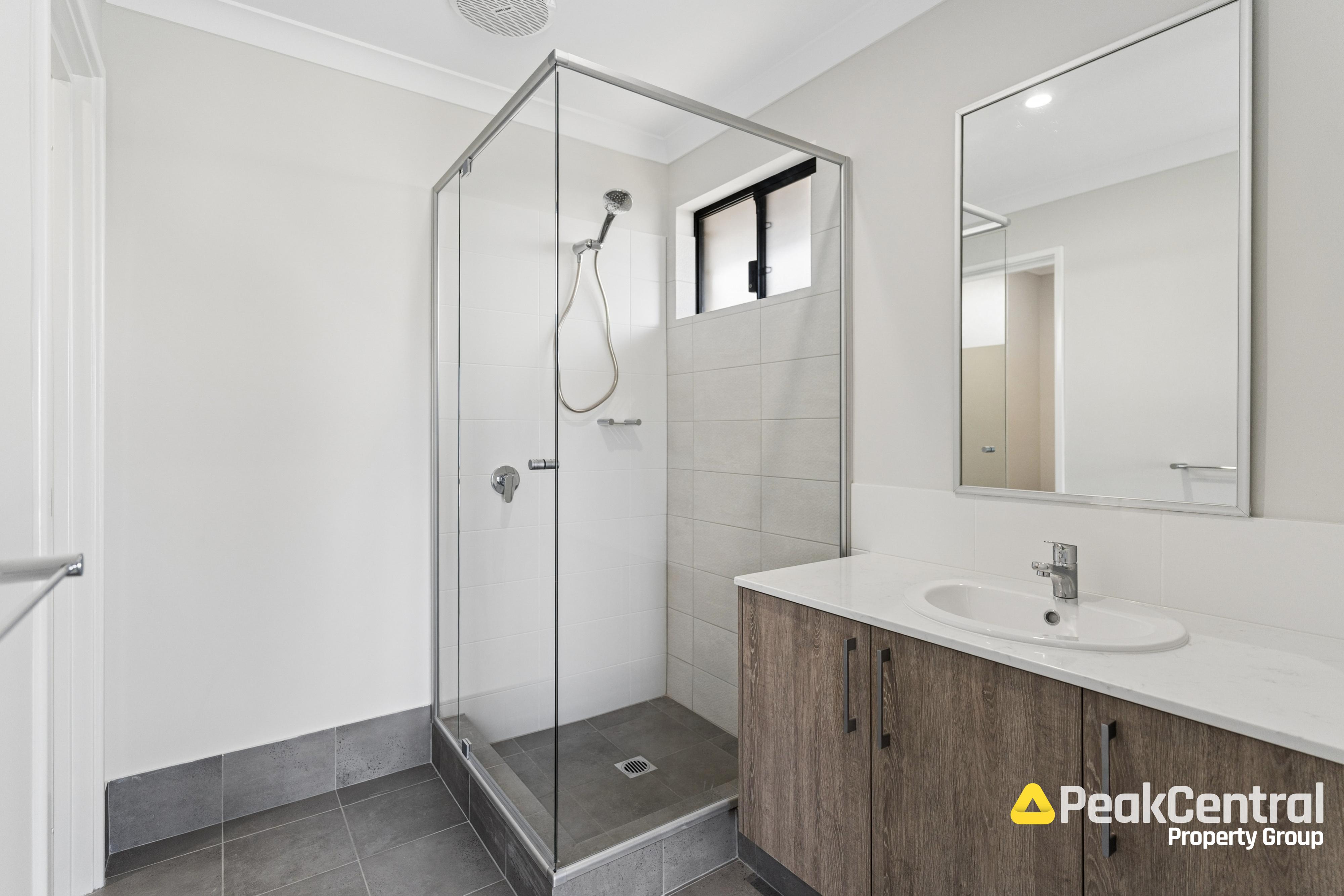 20 Magnolia Way, Lakelands For Lease by Peak Central Property Group - image 4