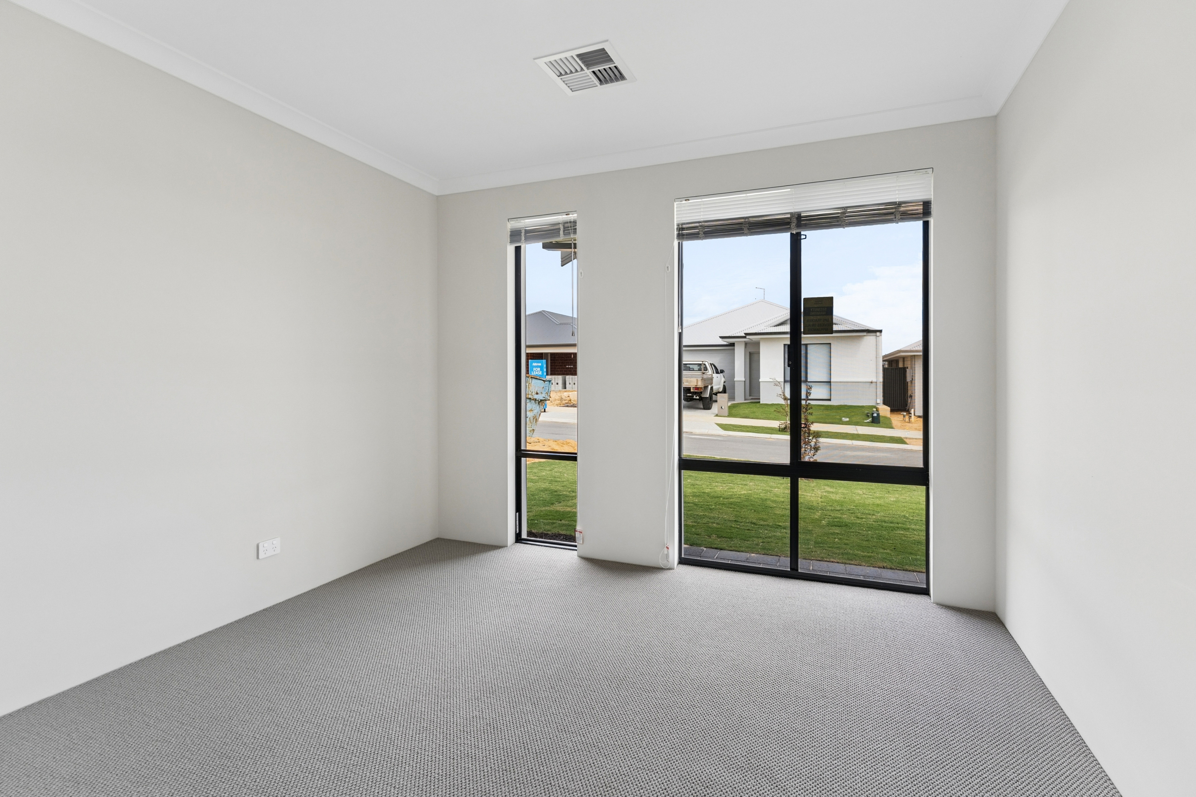 20 Magnolia Way, Lakelands For Lease by Peak Central Property Group - image 2