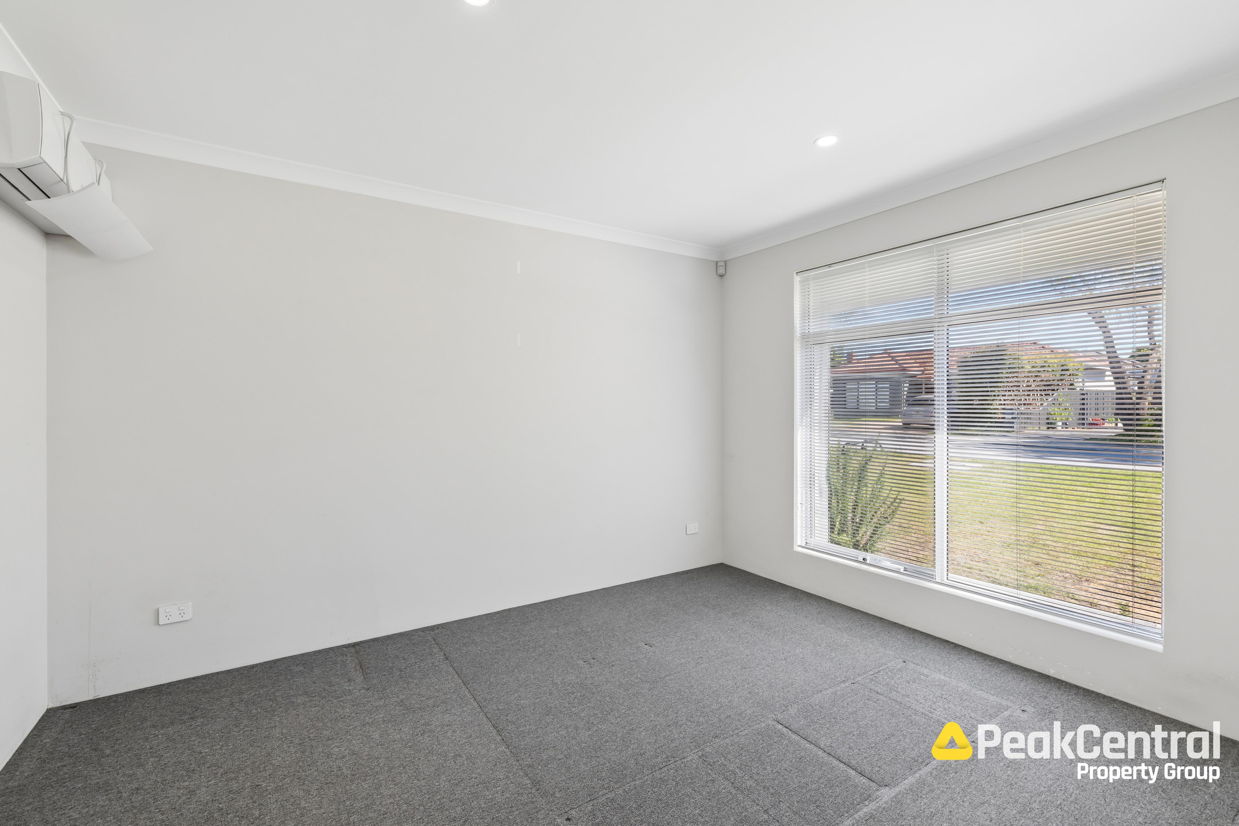 2B Hunt Street, Thornlie Leased by Peak Central Property Group - image 2