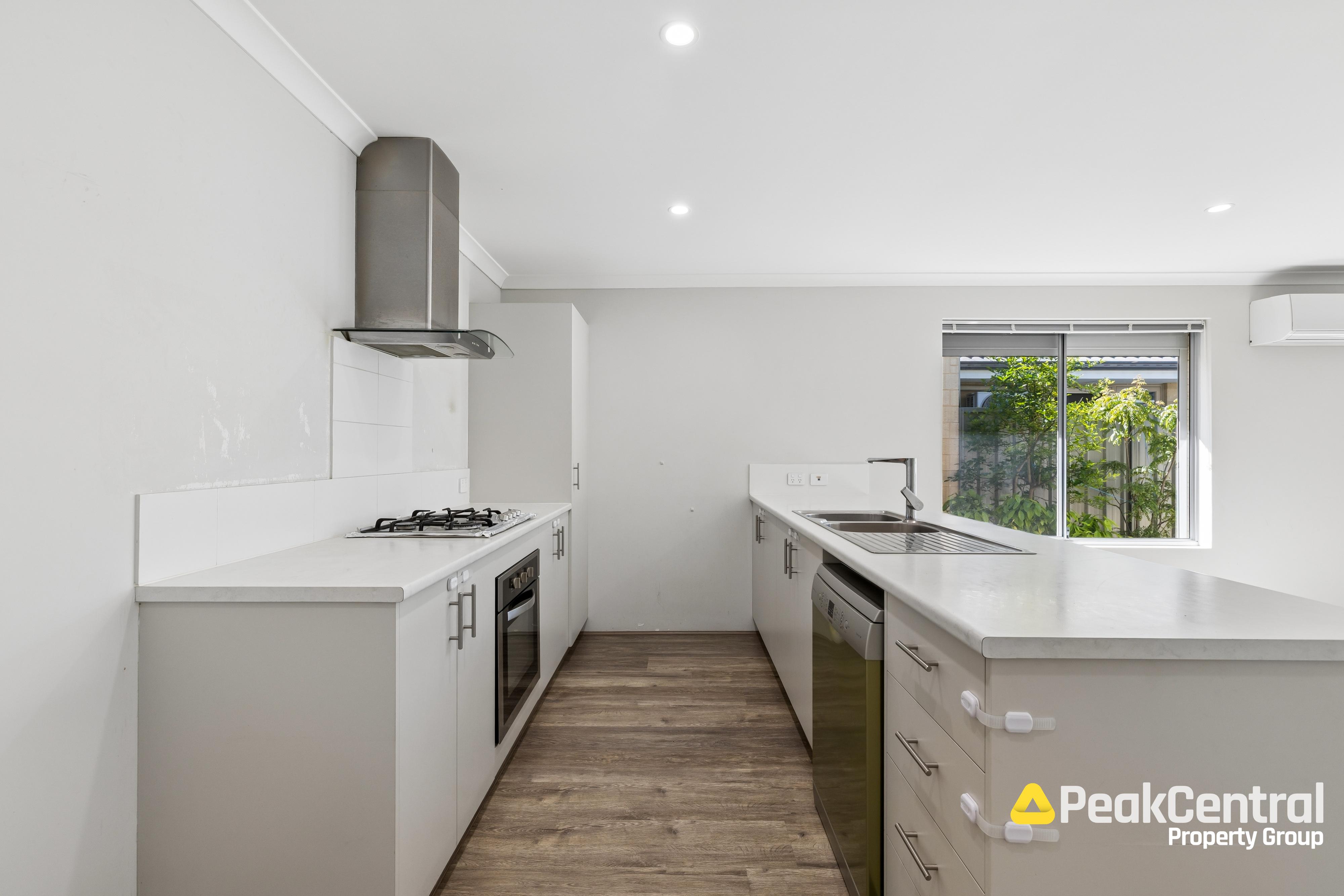 2B Hunt Street, Thornlie Leased by Peak Central Property Group - image 9