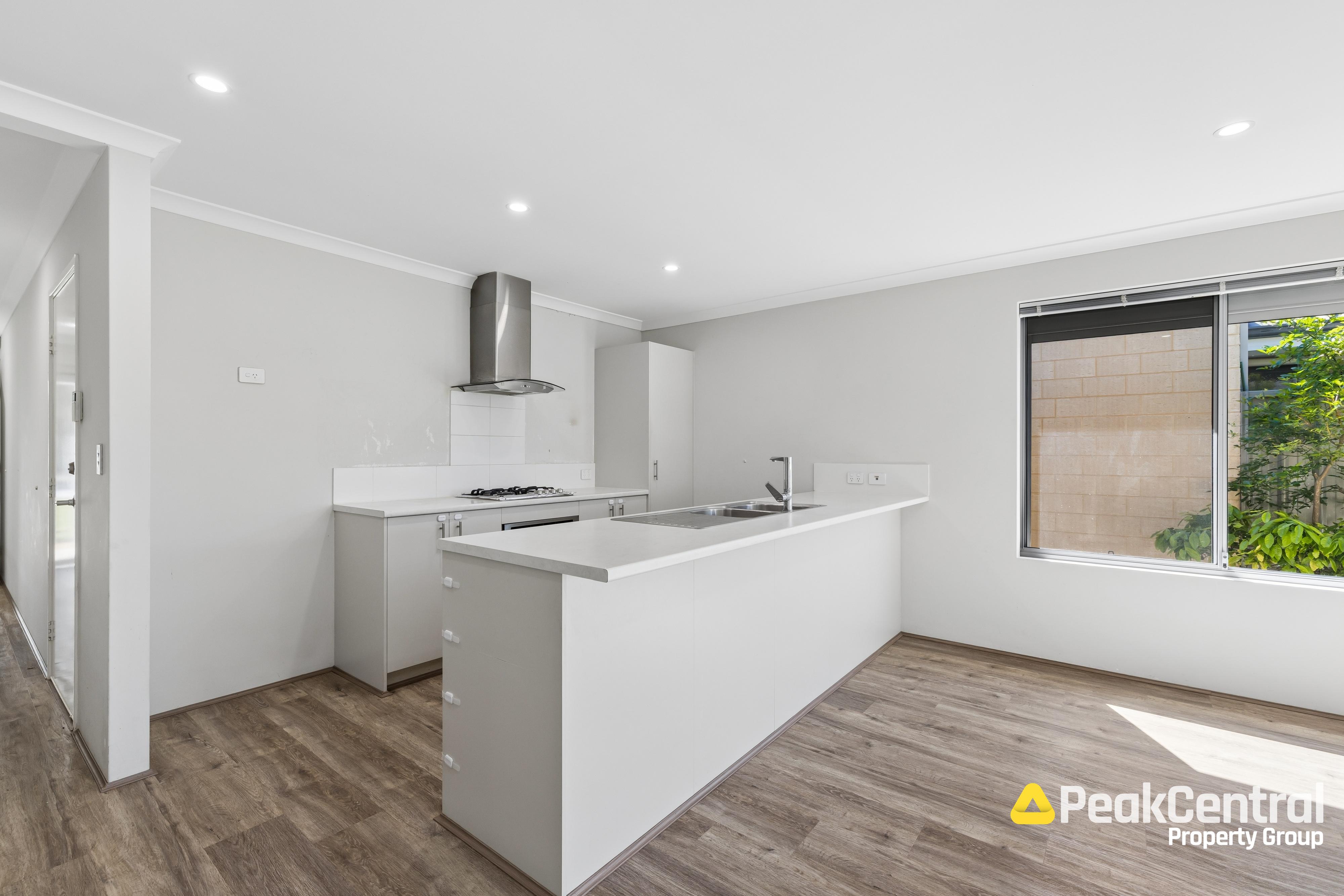 2B Hunt Street, Thornlie Leased by Peak Central Property Group - image 10