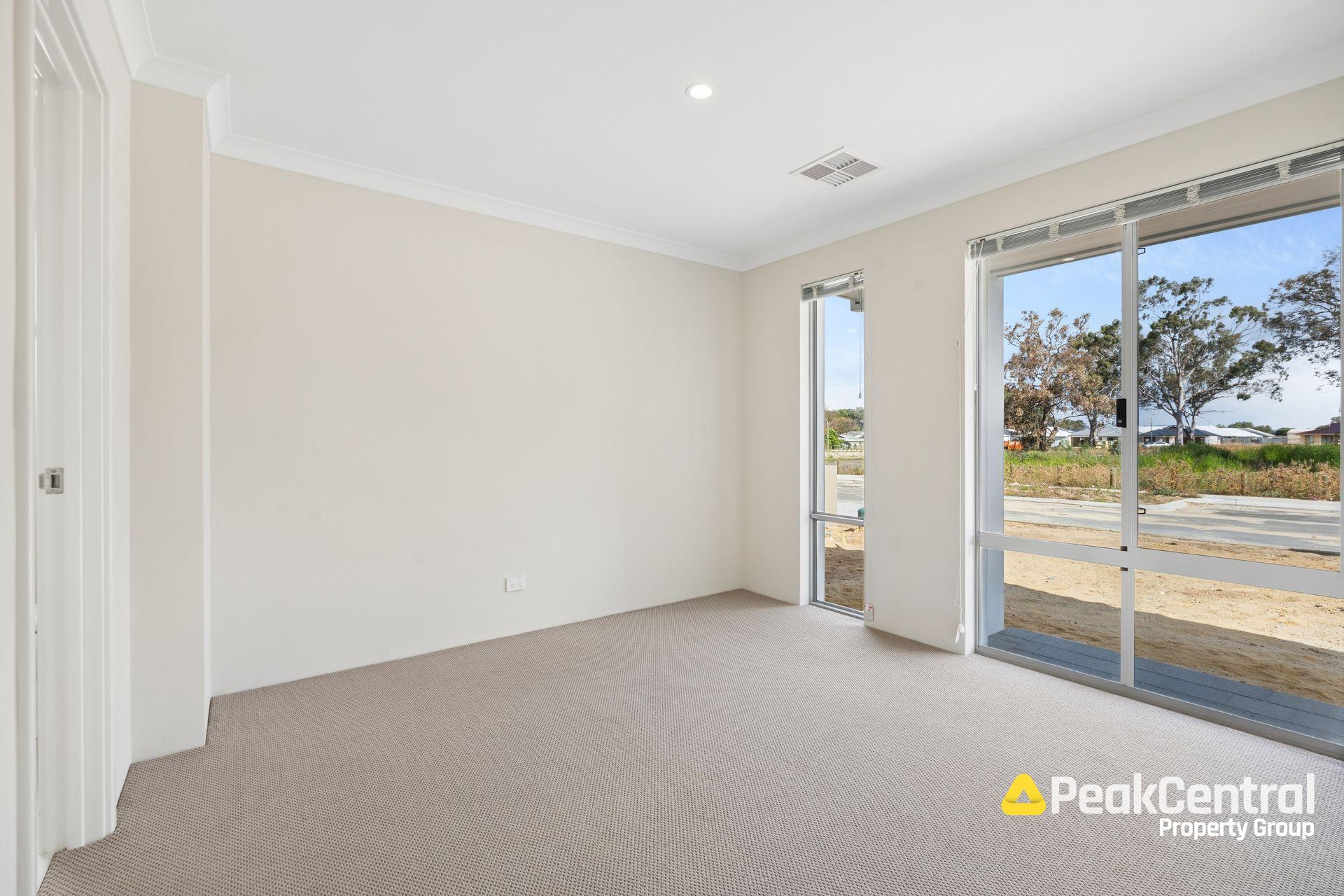 12 Sycamore Street, Dayton Leased by Peak Central Property Group - image 3