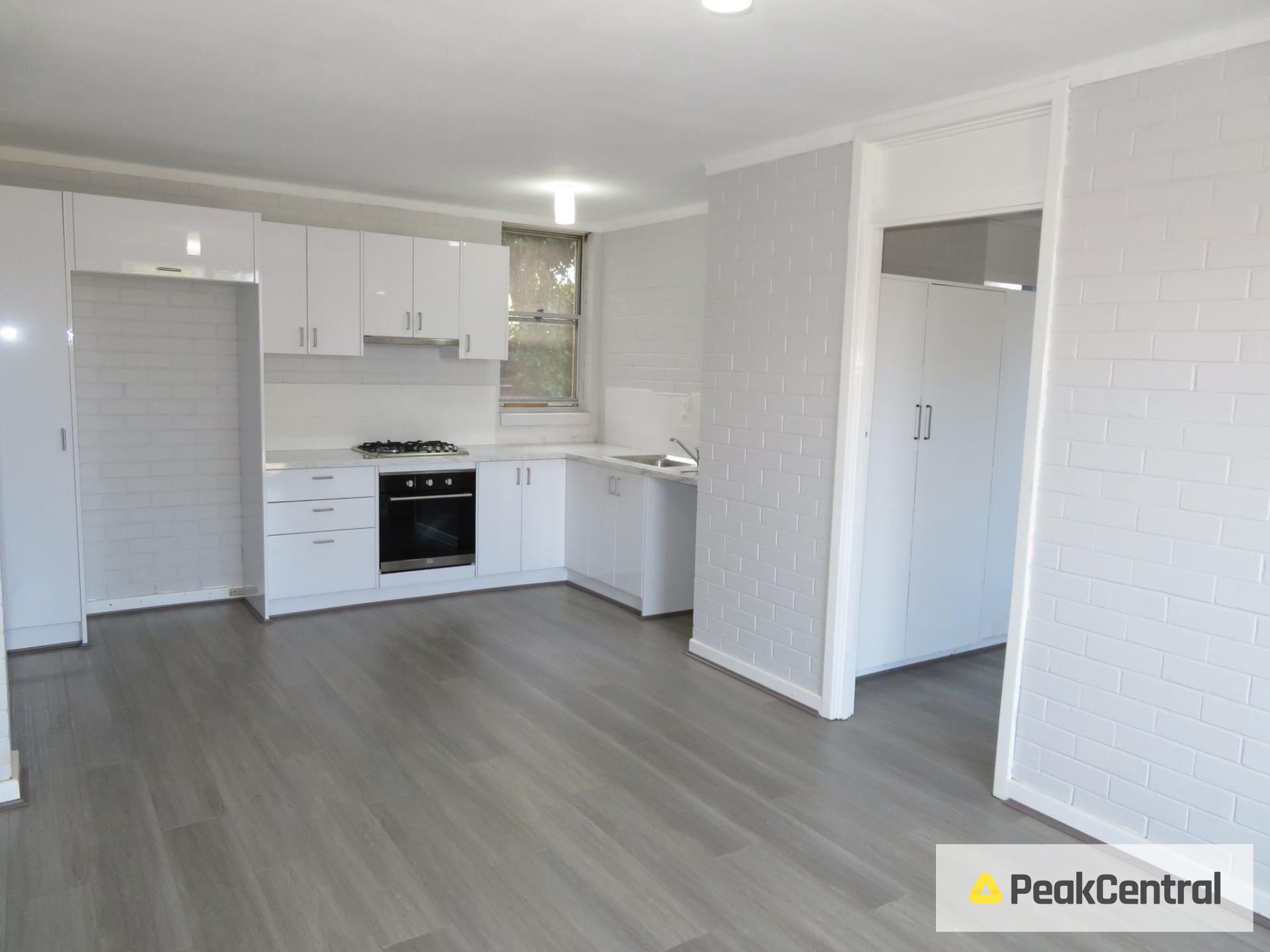 1/69 Leonard Street, Victoria Park Leased by Peak Central Property Group - image 2