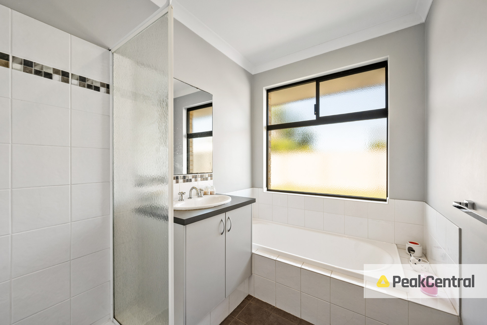 21 Noosa Drive, Secret Harbour For Lease by Peak Central Property Group - image 17