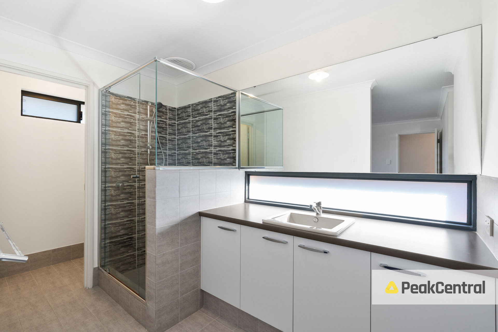 18 Platinum Street, Treeby For Lease by Peak Central Property Group - image 5