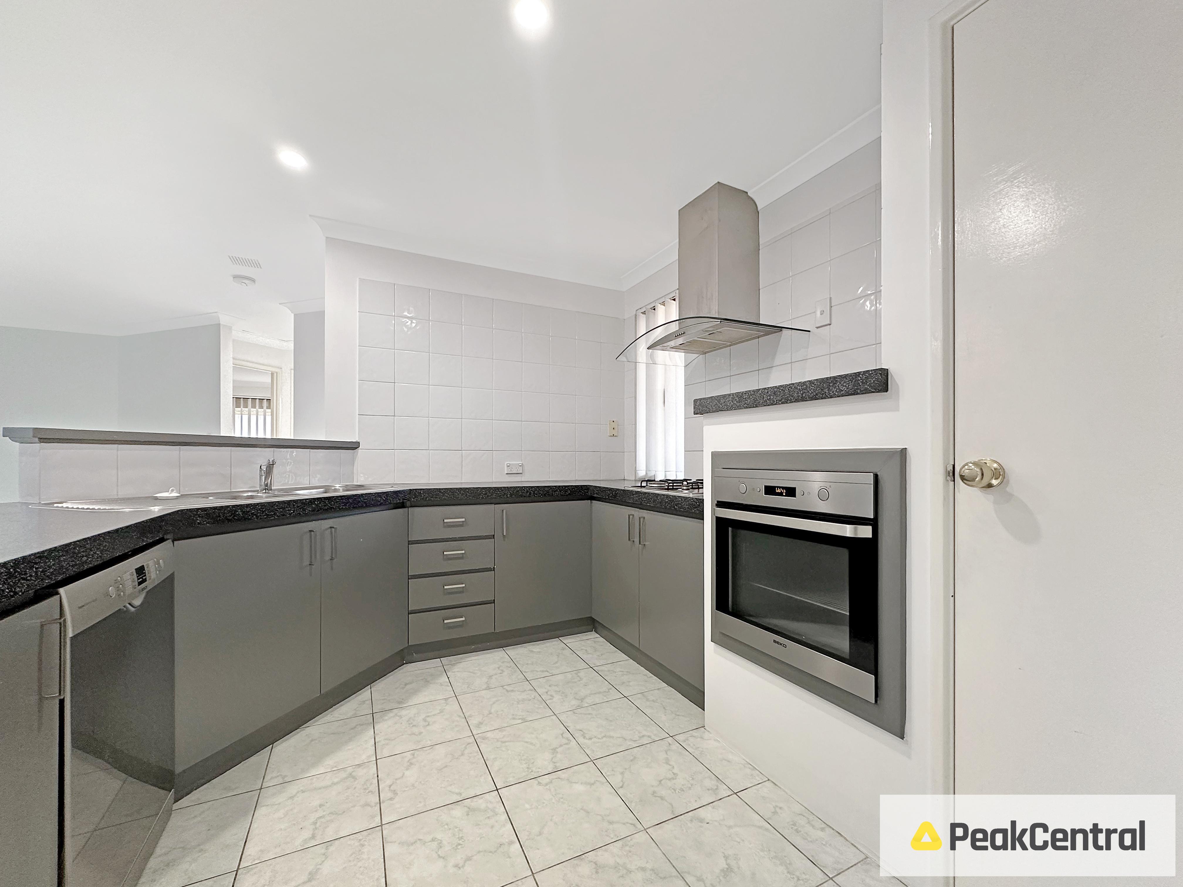 102 Warner Road, Parmelia Leased by Peak Central Property Group - image 2