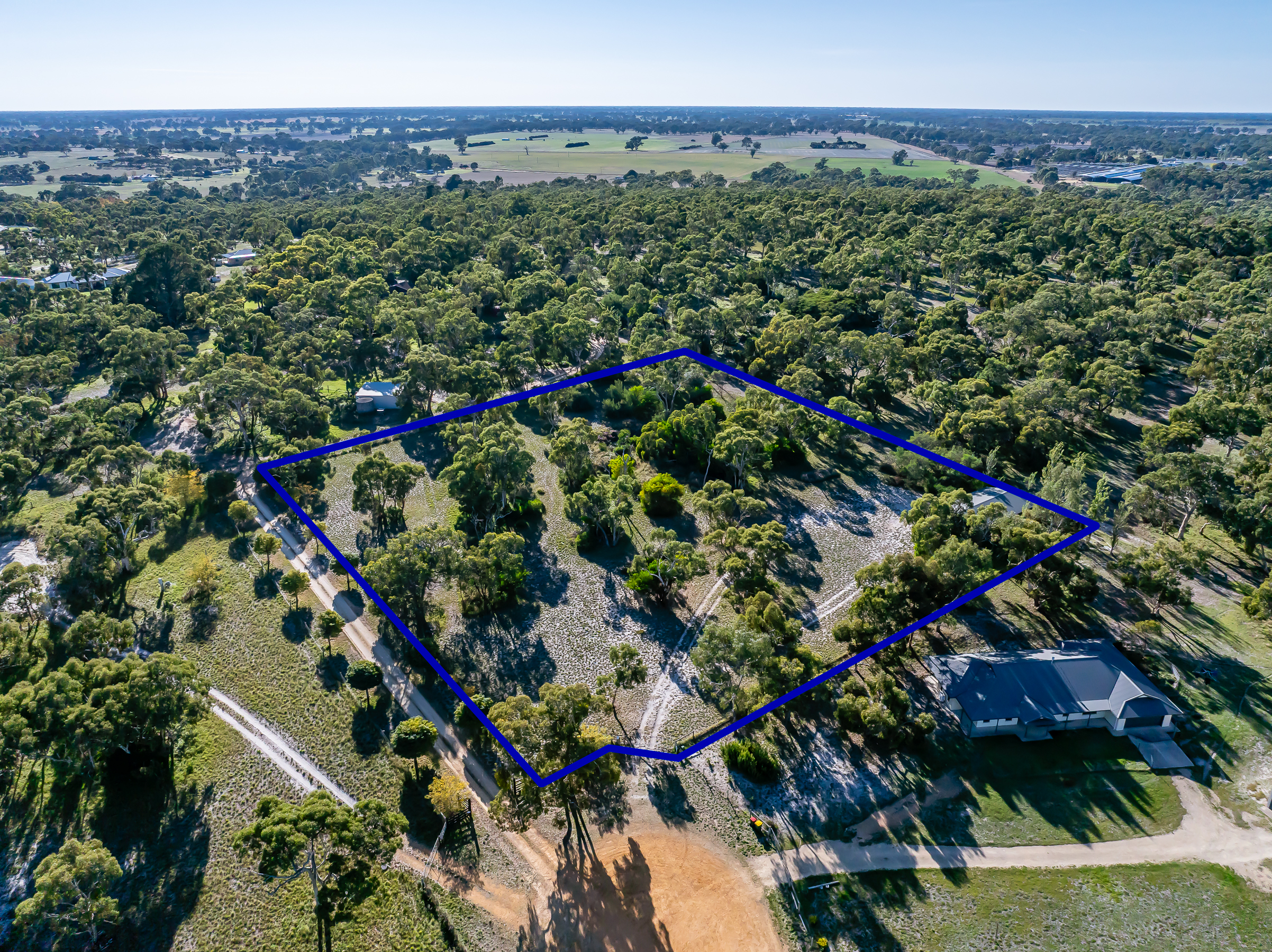 22 Mason Road, Naracoorte For Sale by Farmbuy.com - image 4