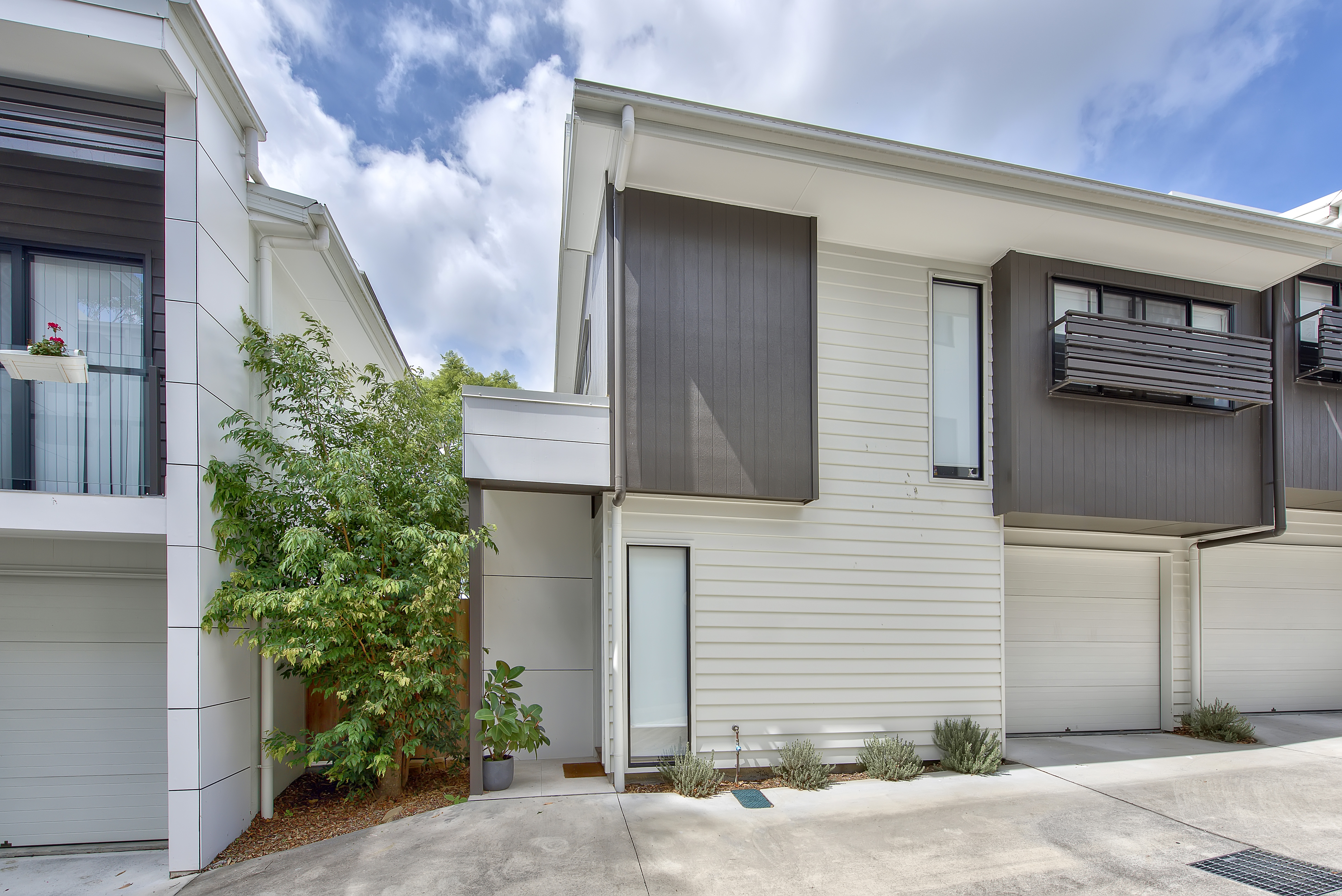 4/15 Sambar Close, Chermside West - Image 1