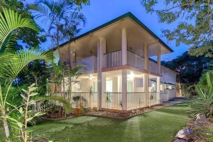 4/8 Clyde Road