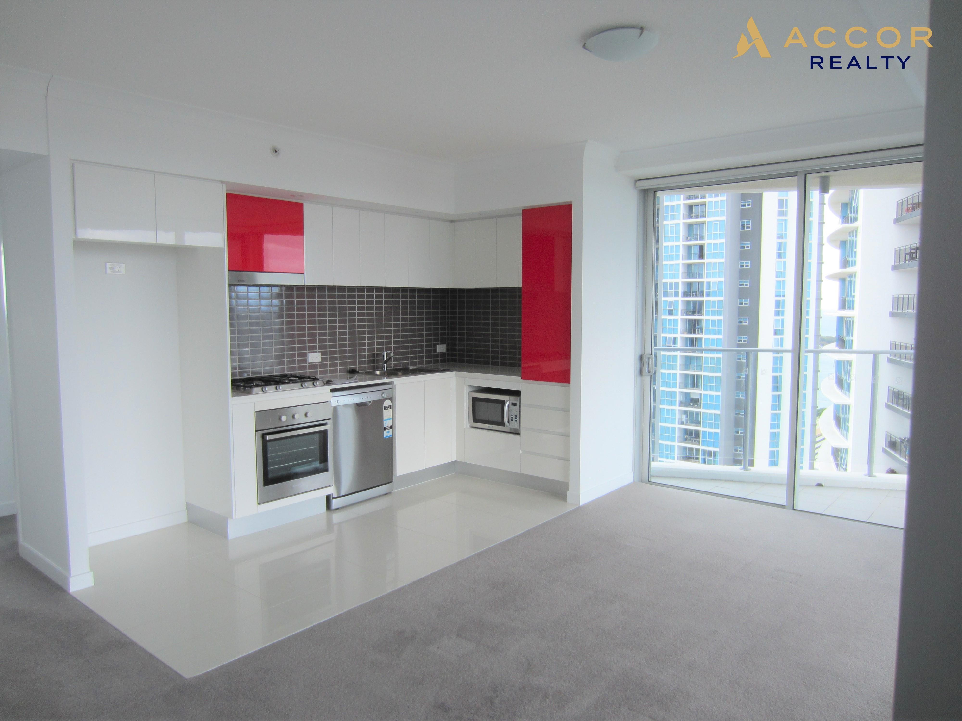 31401/9 Lawson Street, SOUTHPORT, QLD 4215, Southport - Thumbnail 3