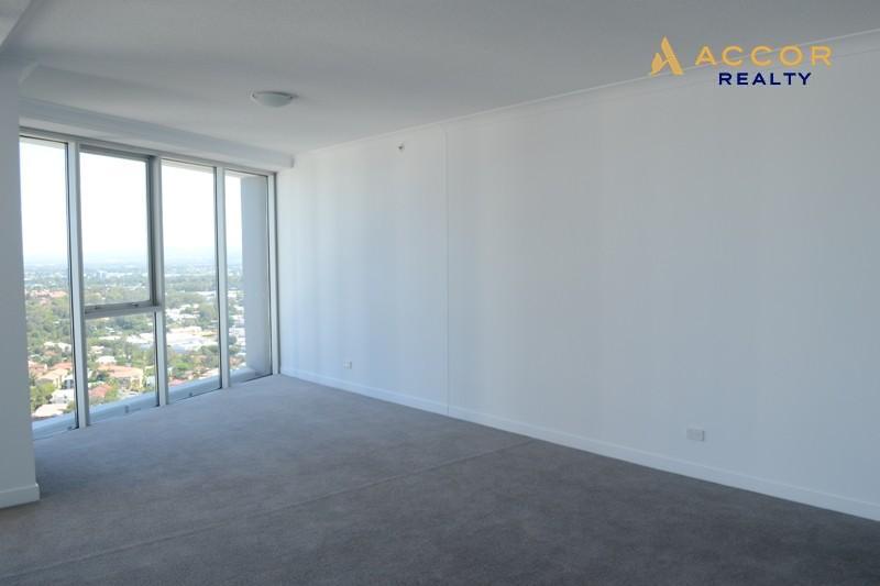 31401/9 Lawson Street, SOUTHPORT, QLD 4215, Southport - Thumbnail 5