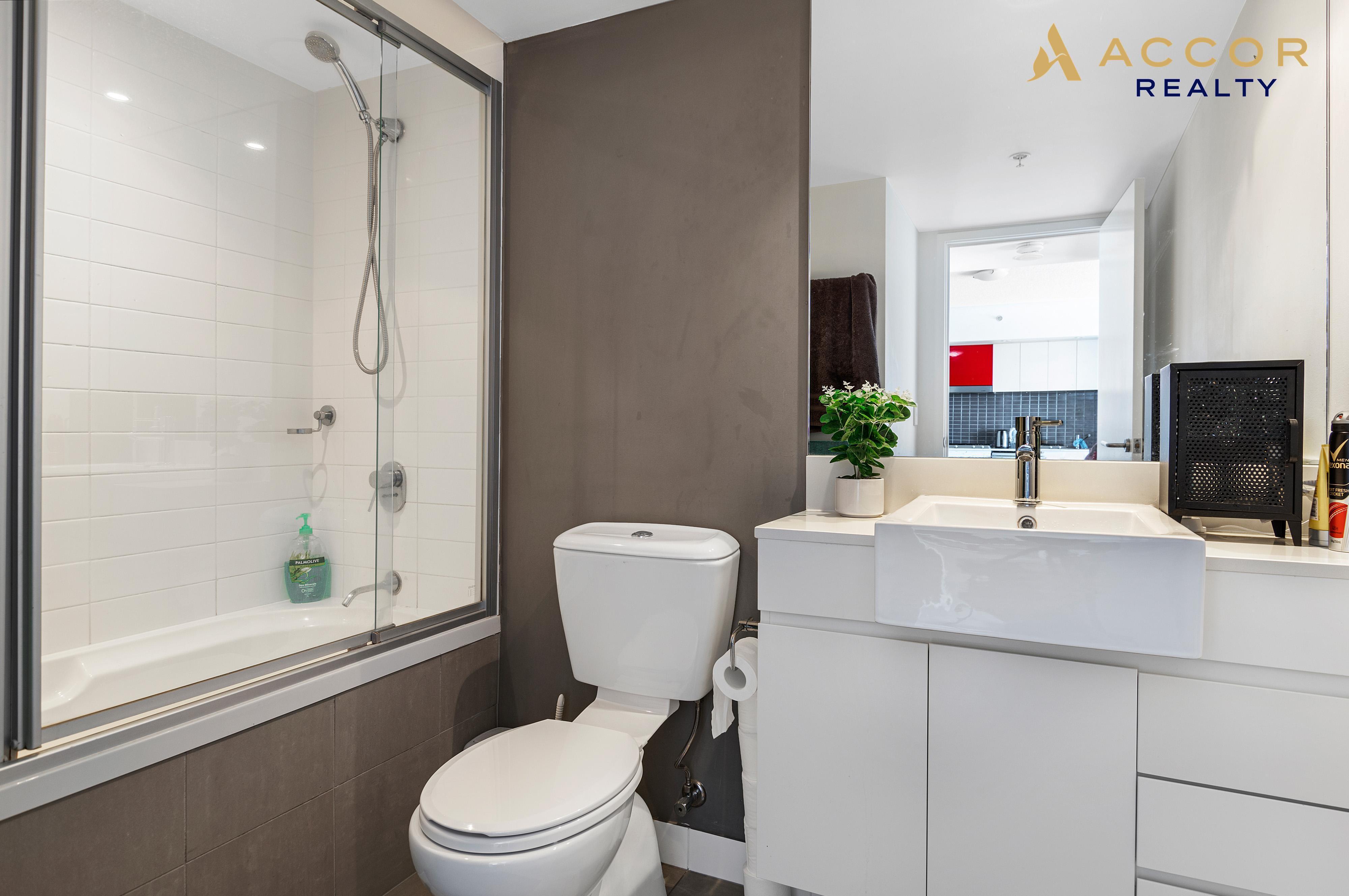 32507/9 Lawson Street, SOUTHPORT, QLD 4215, Southport - Thumbnail 4