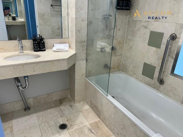 703/22 View Avenue, SURFERS PARADISE, QLD 4217, Surfers Paradise - Thumbnail 2
