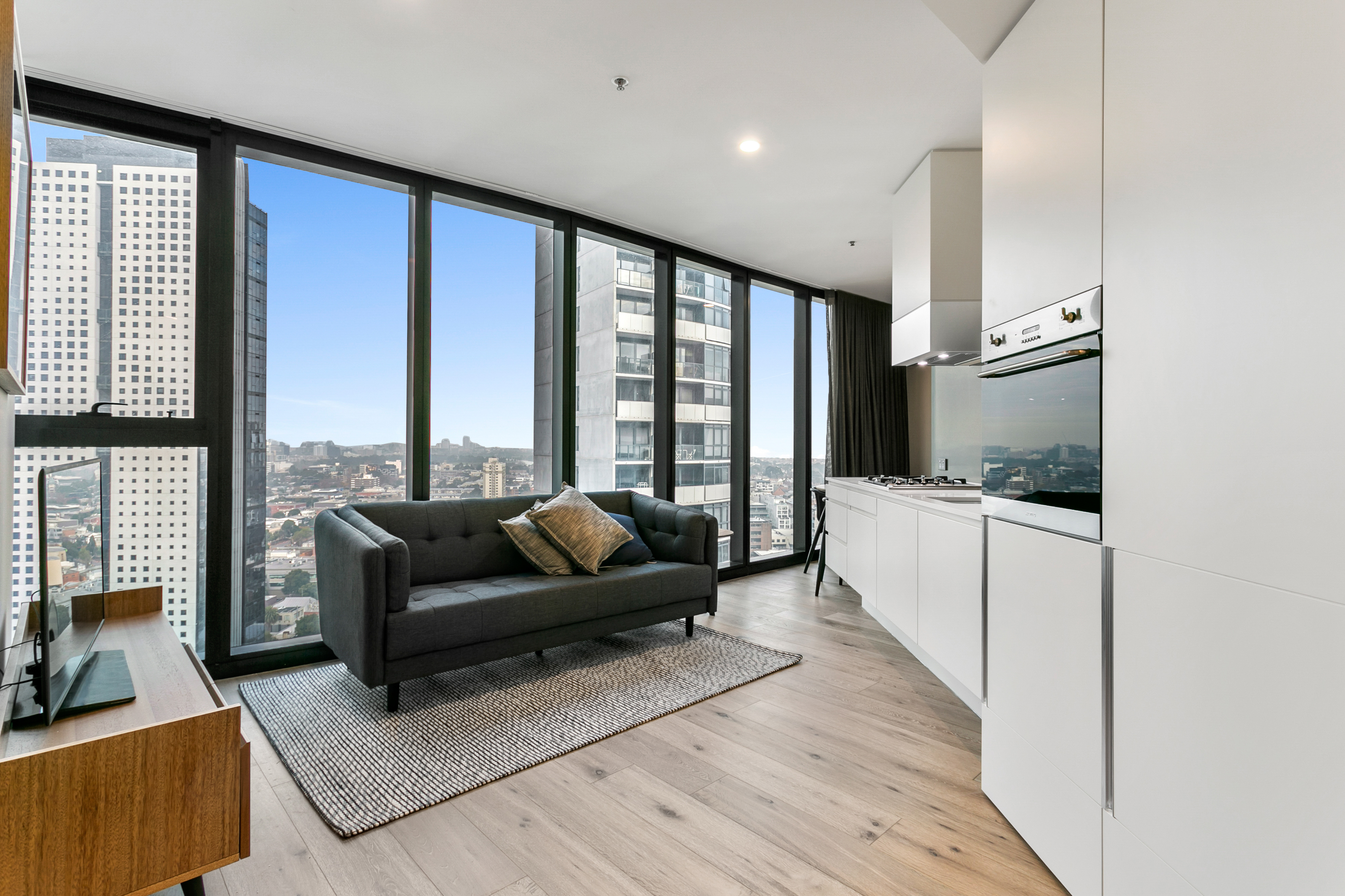 2102/105-107 Clarendon Street, SOUTHBANK, VIC 3006, Southbank - Thumbnail 2