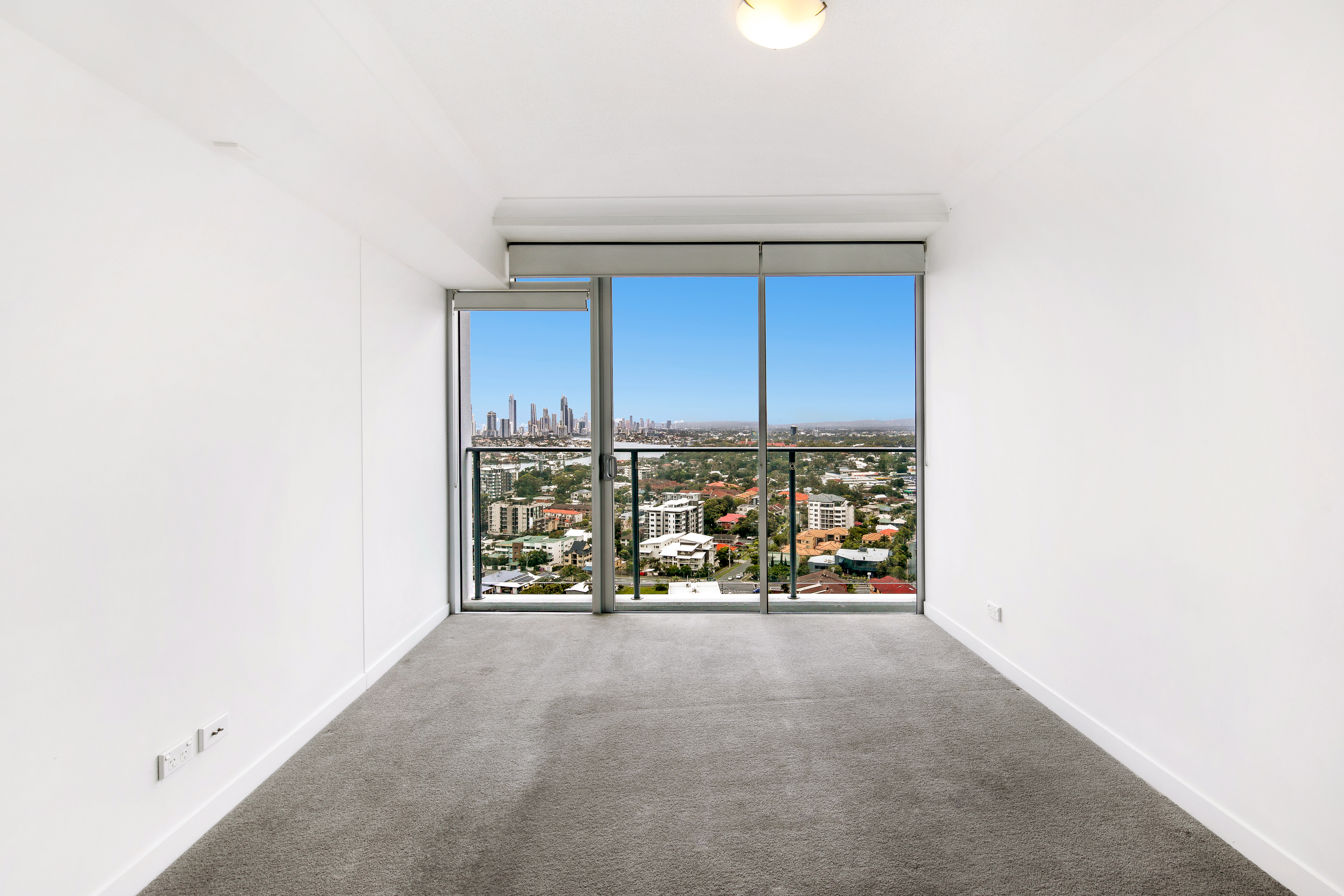 32205/9 Lawson Street, SOUTHPORT, QLD 4215, Southport - Thumbnail 7