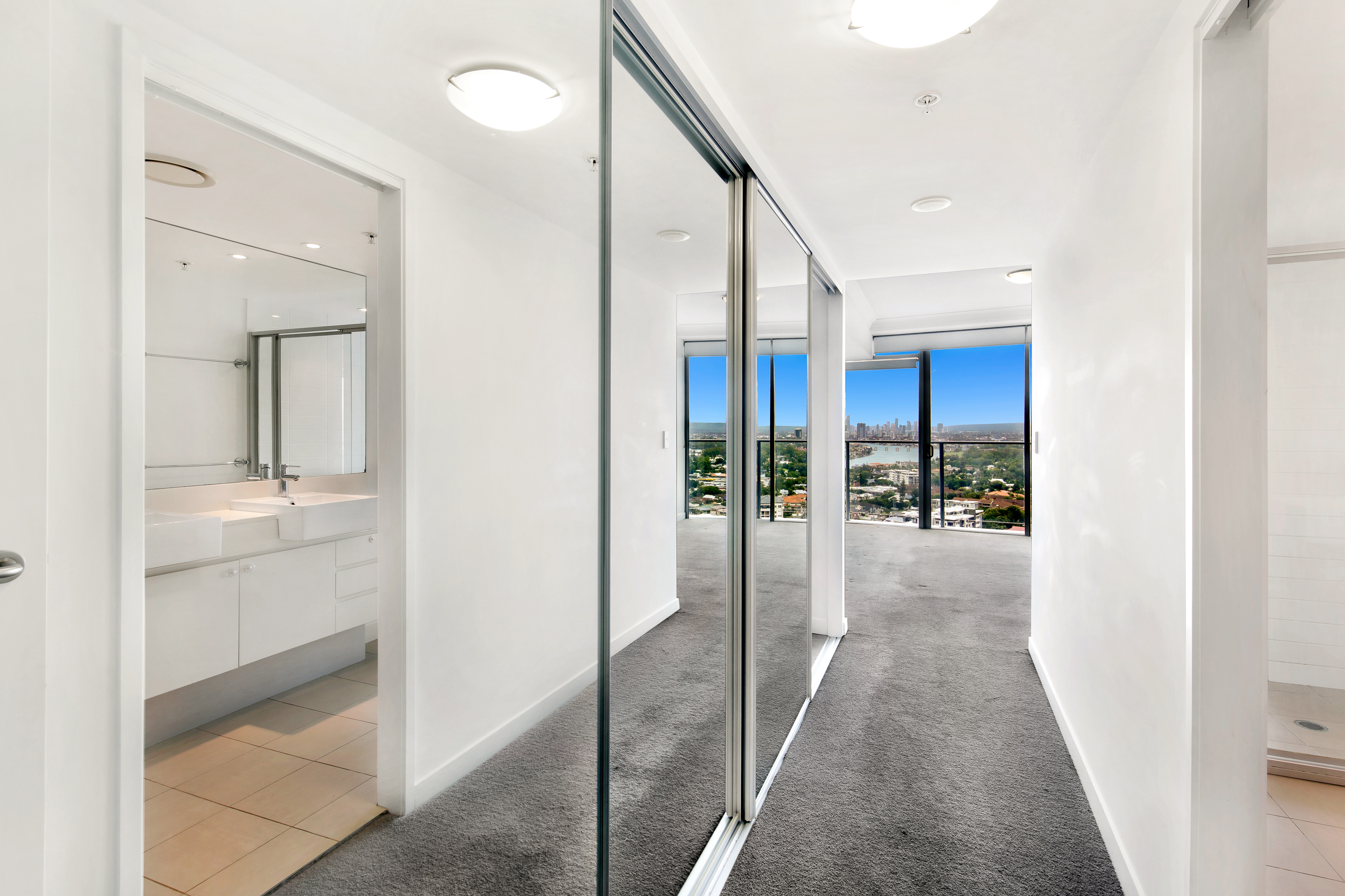 32205/9 Lawson Street, SOUTHPORT, QLD 4215, Southport - Thumbnail 8