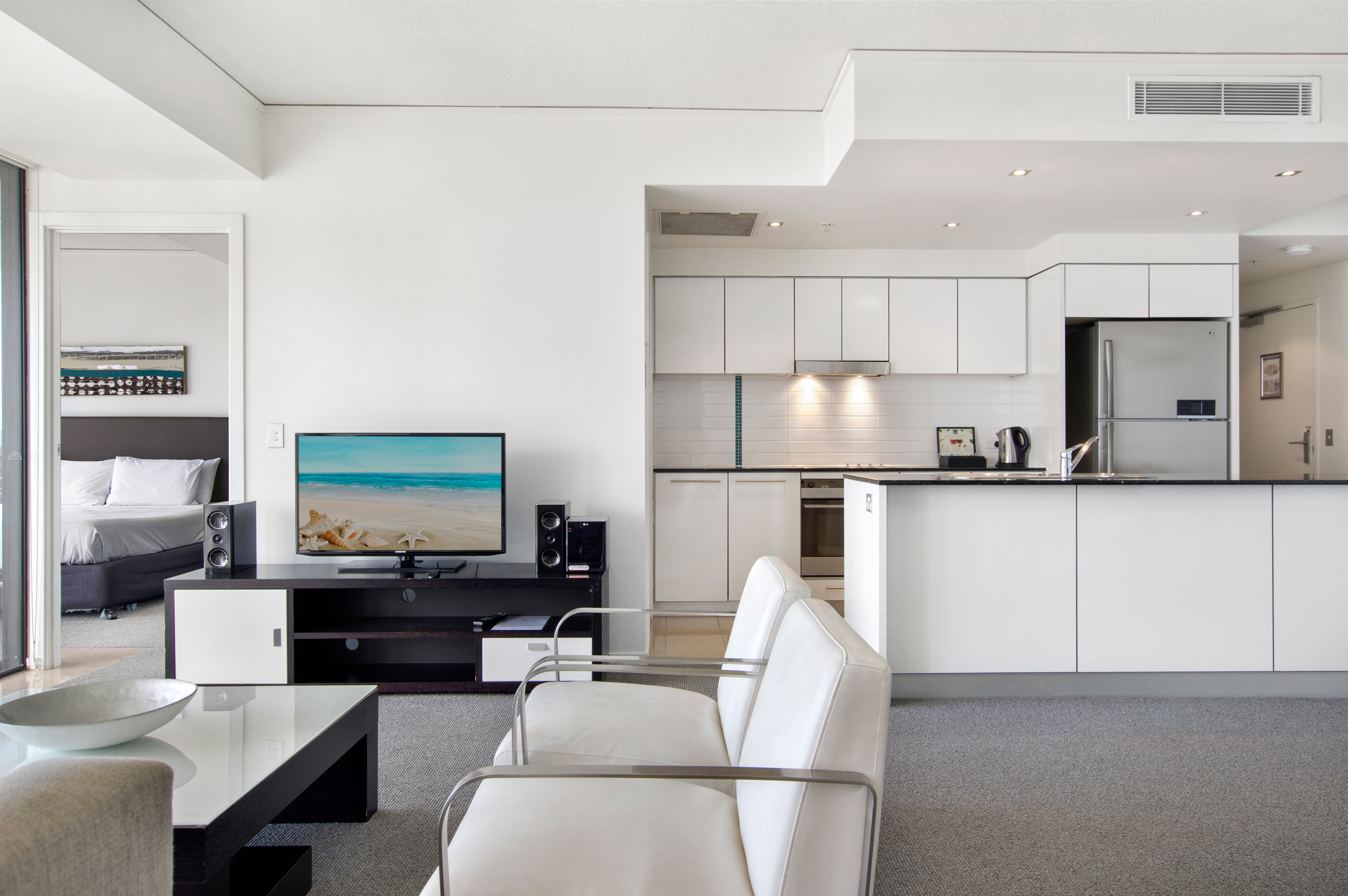 2502/22 'Mantra Sierra Grand' Surf Parade, BROADBEACH, QLD 4218, Broadbeach - Thumbnail 7