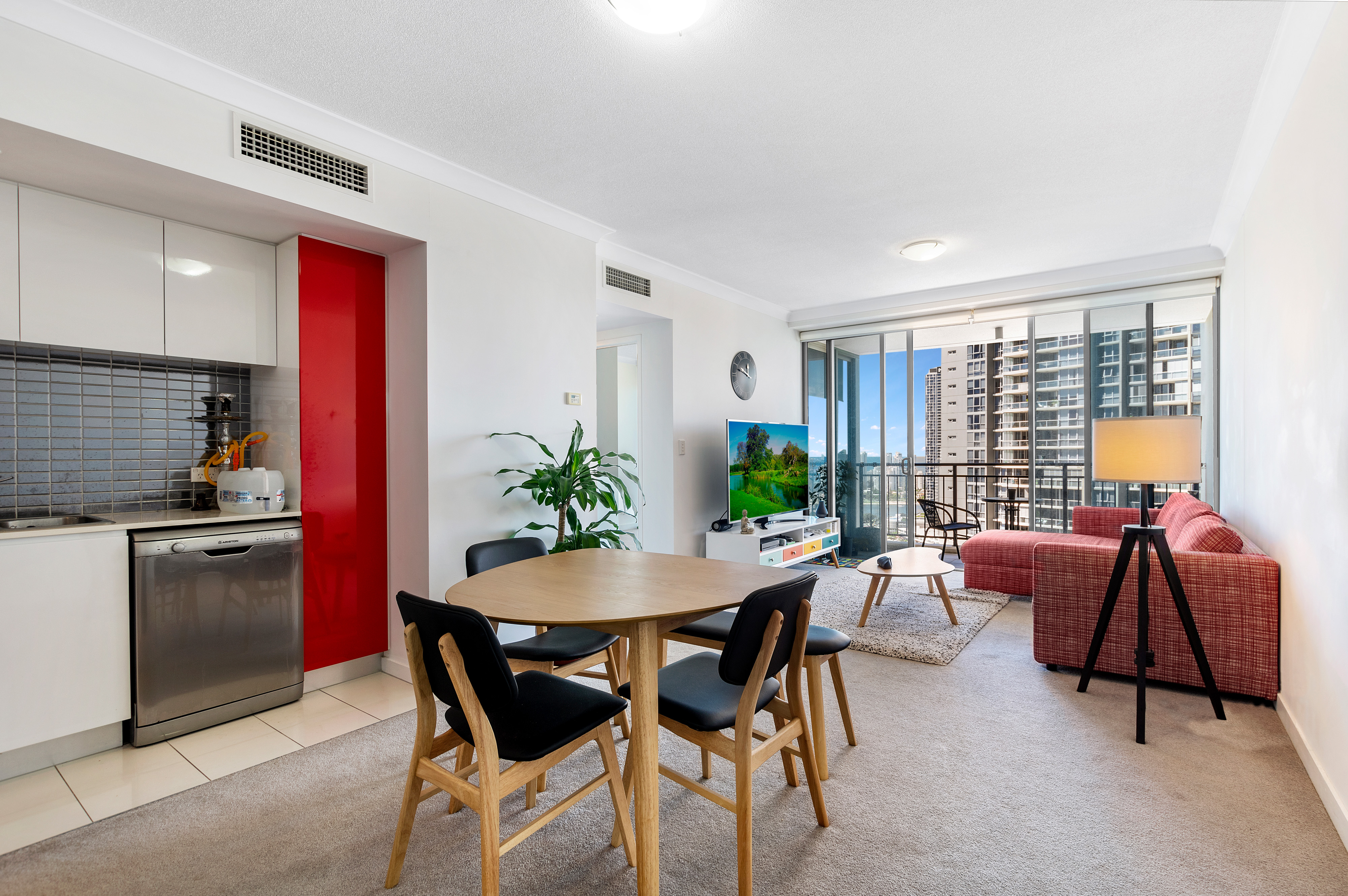 22602/5 Lawson Street, SOUTHPORT, QLD 4215, Southport - Thumbnail 2