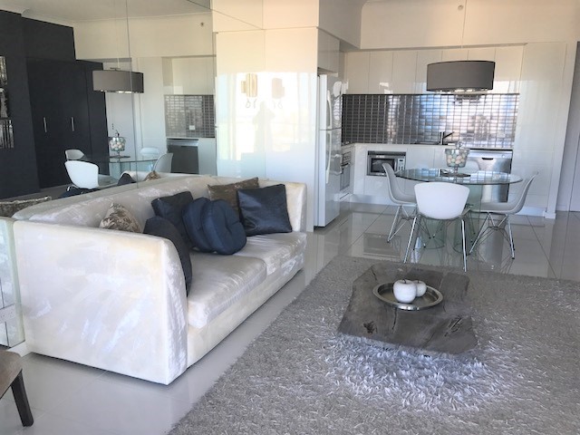33004/9 Lawson Street, SOUTHPORT, QLD 4215, Southport - Thumbnail 3