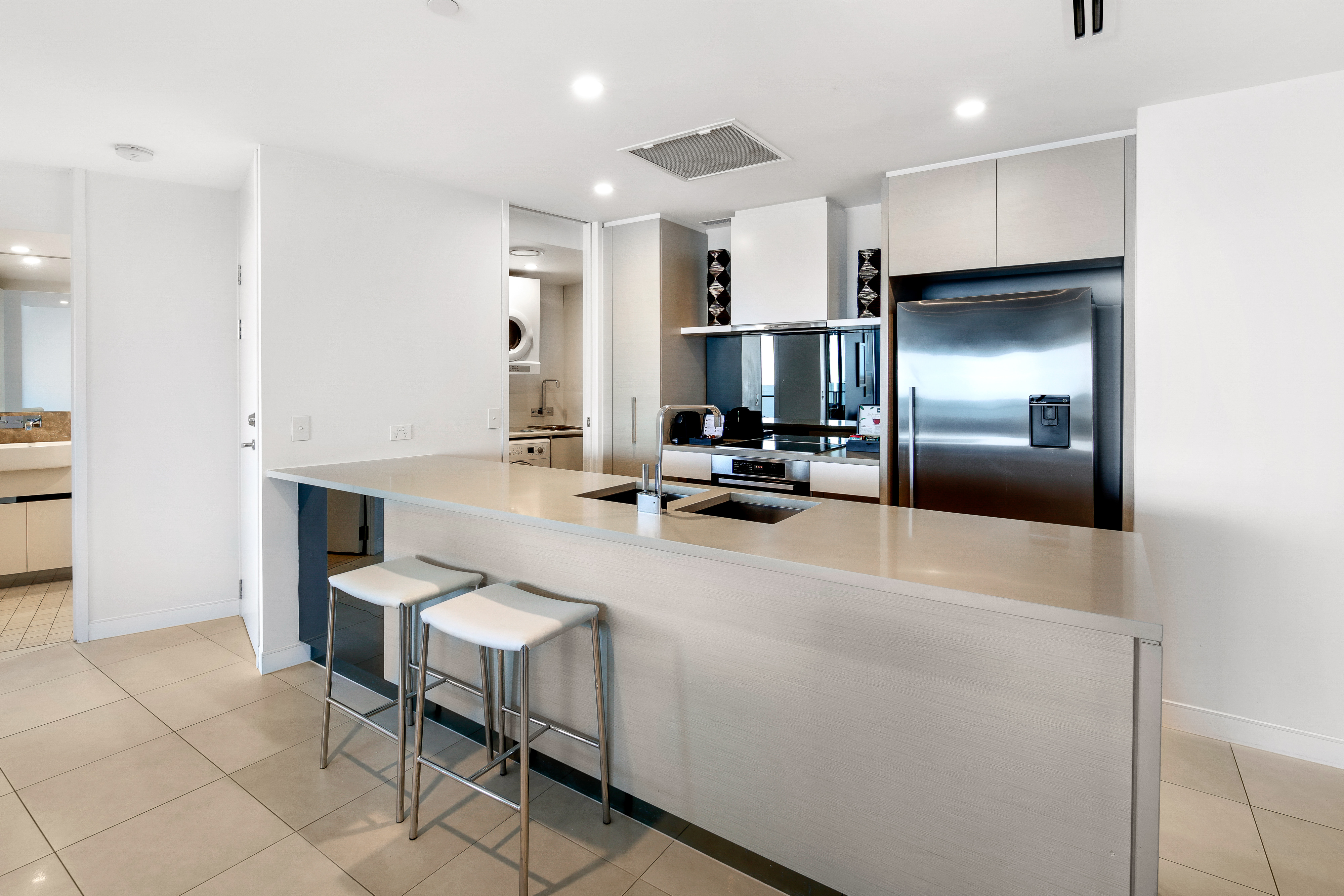 5003/4 The Esplanade, SURFERS PARADISE, QLD 4217, Surfers Paradise - Thumbnail 4