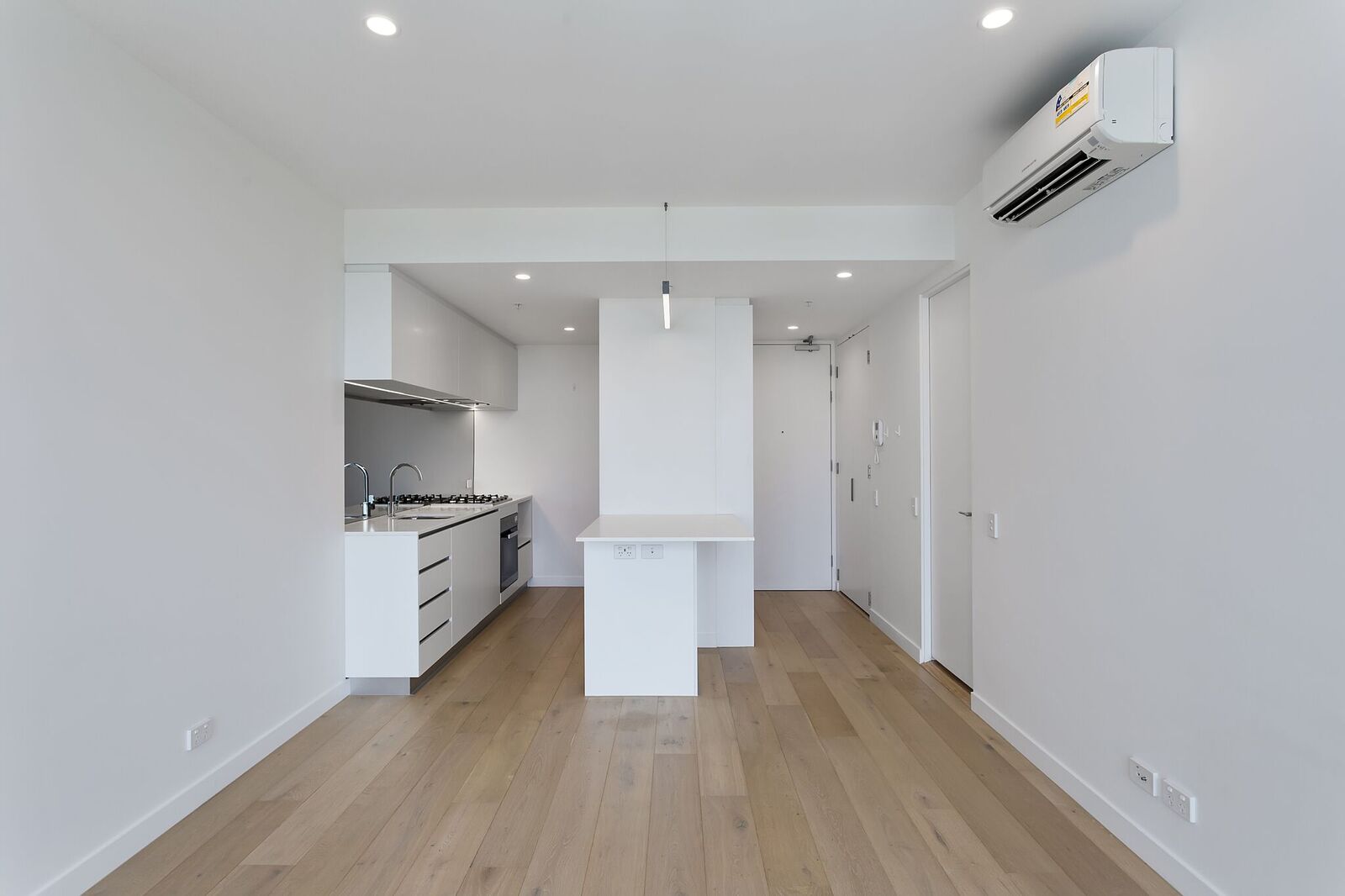 905/477 Boundary Street, SPRING HILL, QLD 4000, Spring Hill - Thumbnail 4
