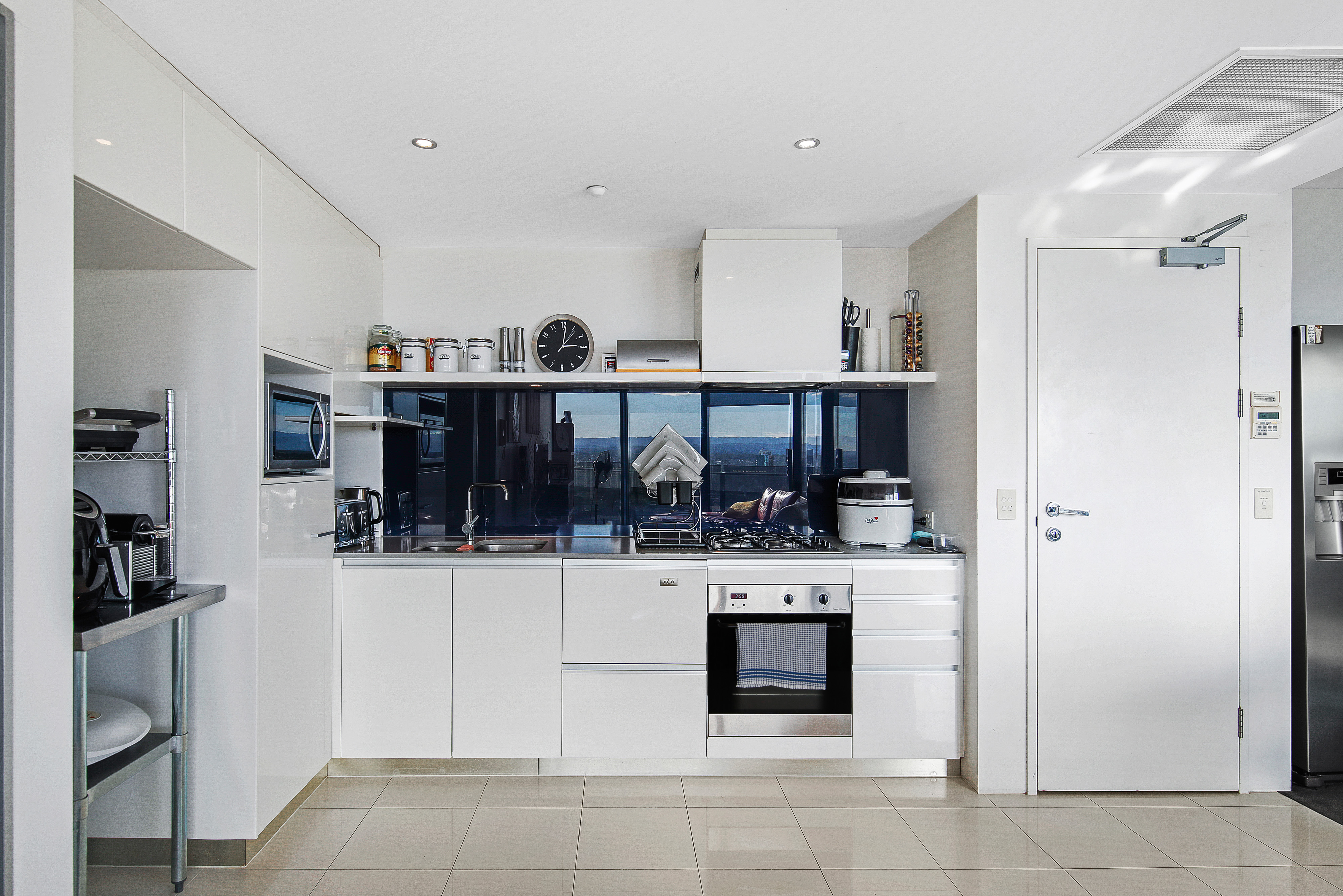 1216/9 Ferny Avenue, SURFERS PARADISE, QLD 4217, Surfers Paradise - Thumbnail 4