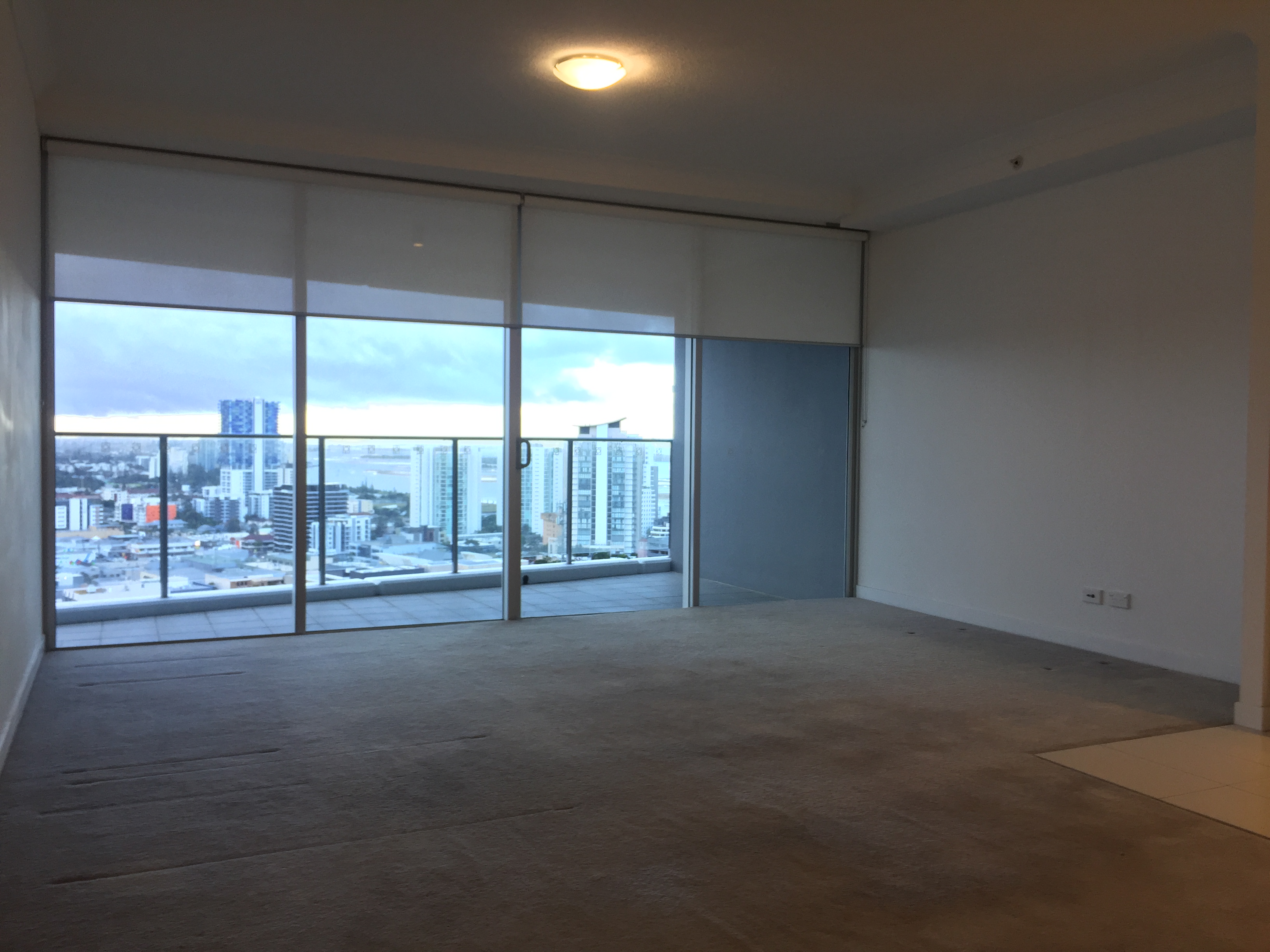31307/9 Lawson Street, SOUTHPORT, QLD 4215, Southport - Thumbnail 3