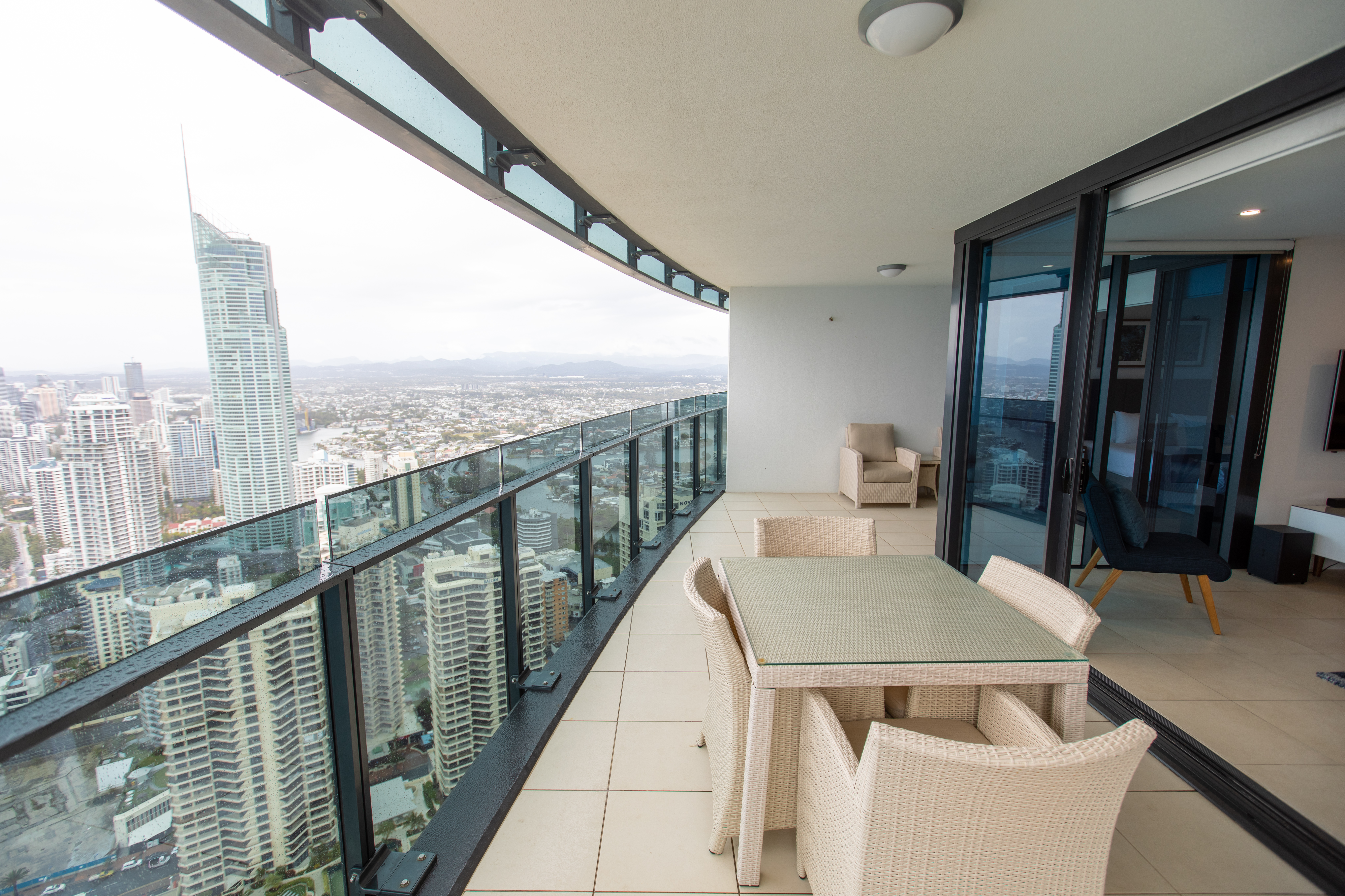 4902/4 The Esplanade, SURFERS PARADISE, QLD 4217, Surfers Paradise - Thumbnail 2