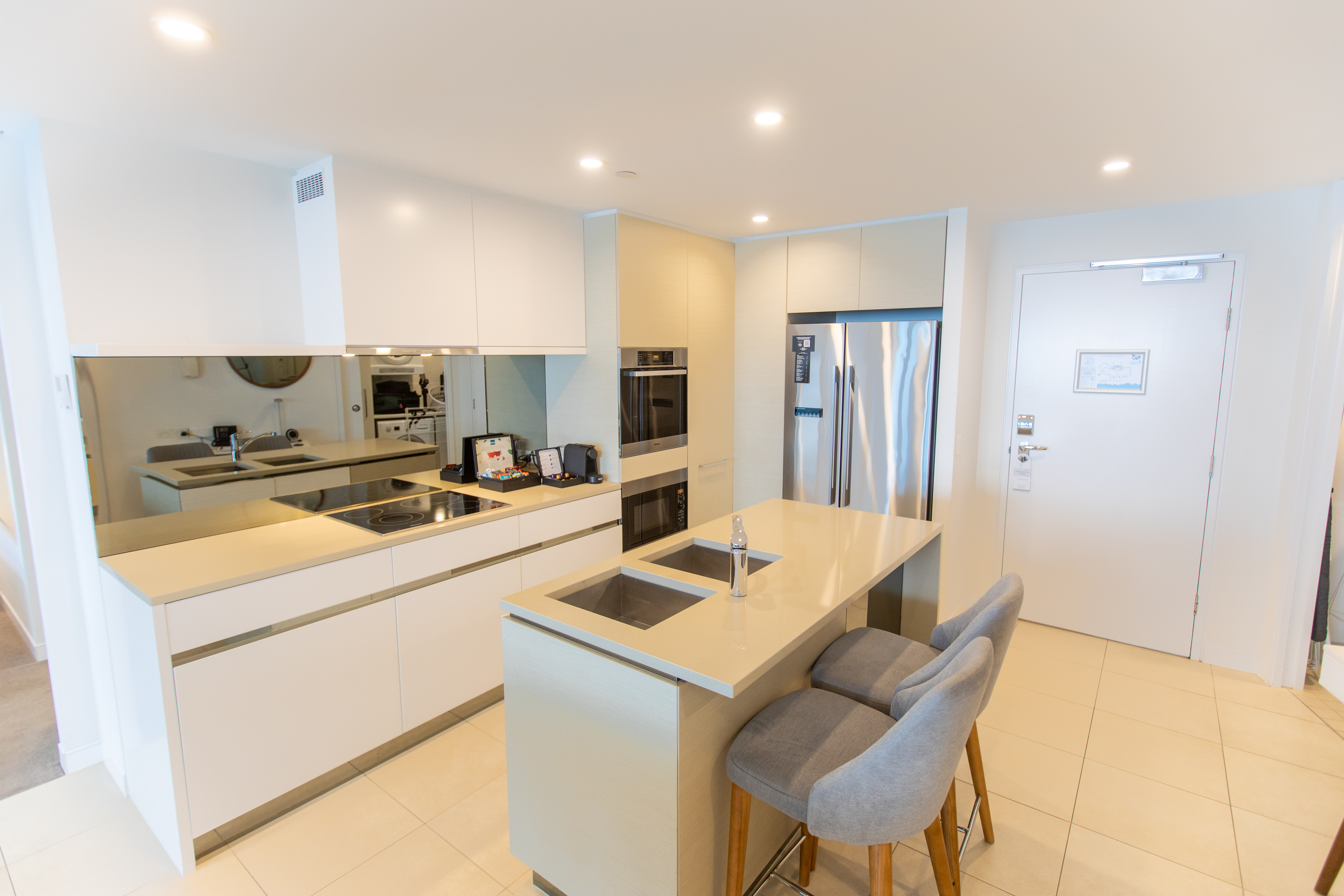 4902/4 The Esplanade, SURFERS PARADISE, QLD 4217, Surfers Paradise - Thumbnail 4
