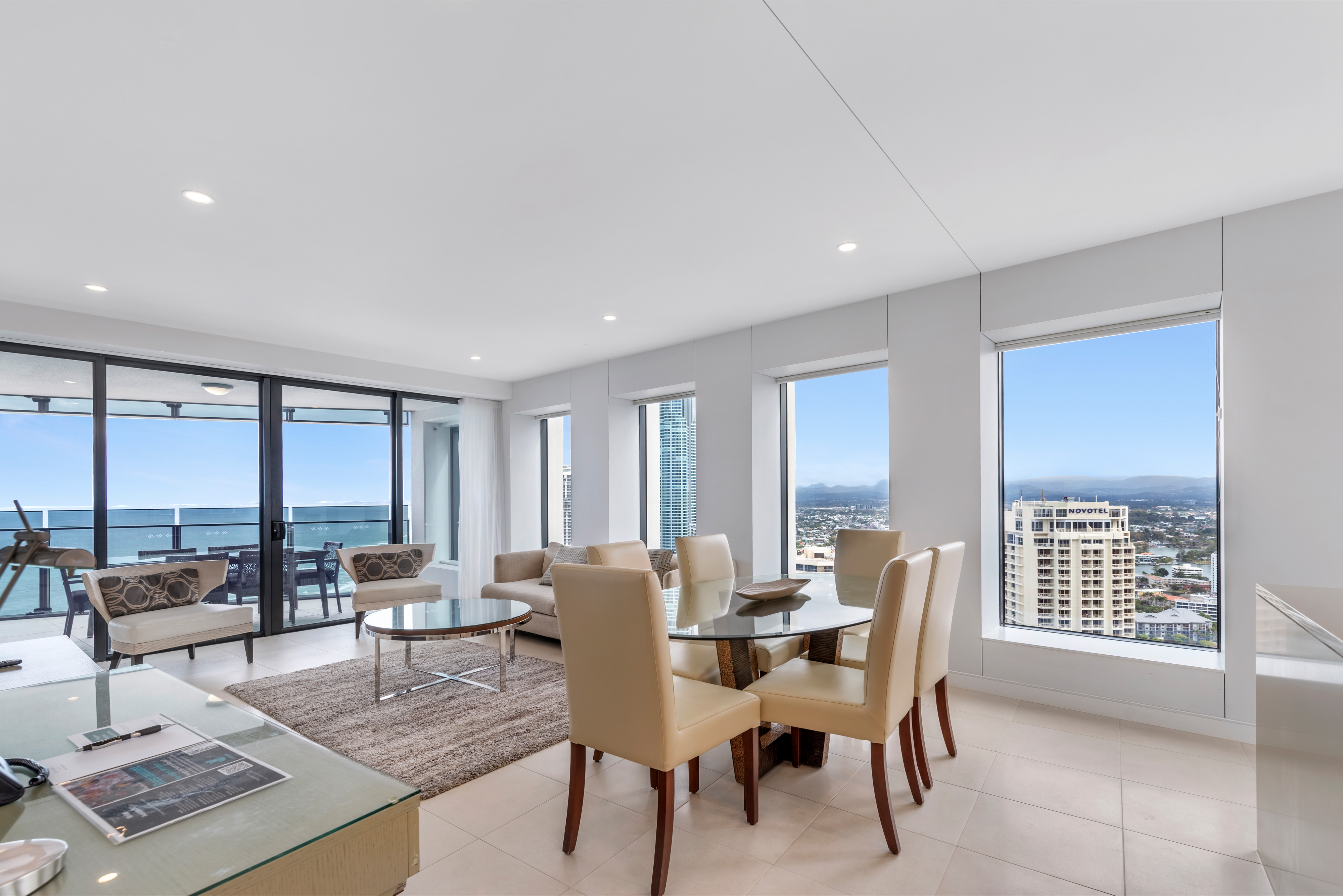 3501/4 The Esplanade, SURFERS PARADISE, QLD 4217, Surfers Paradise - Thumbnail 2