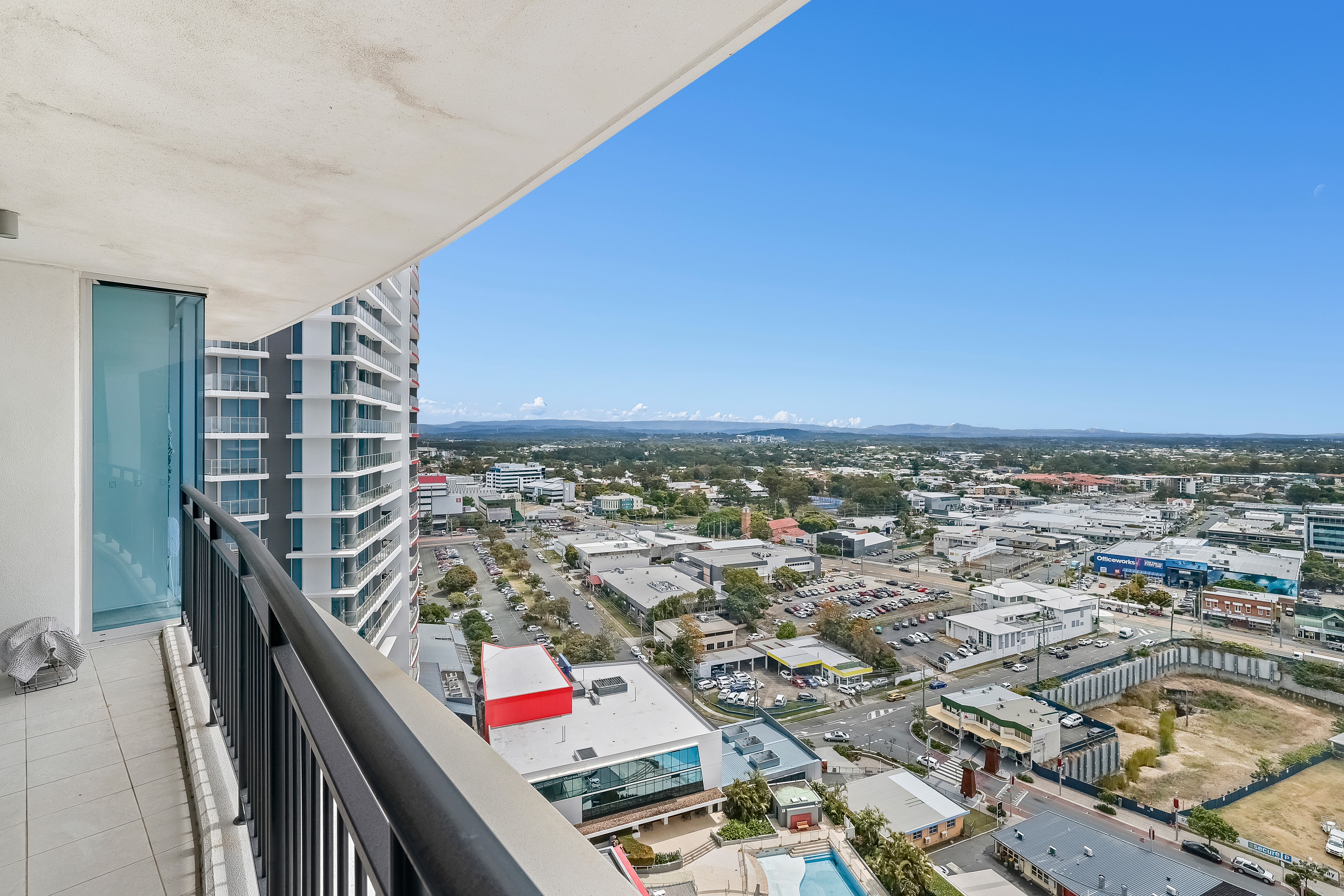 21909/5 Lawson Street, SOUTHPORT, QLD 4215, Southport - Thumbnail 8