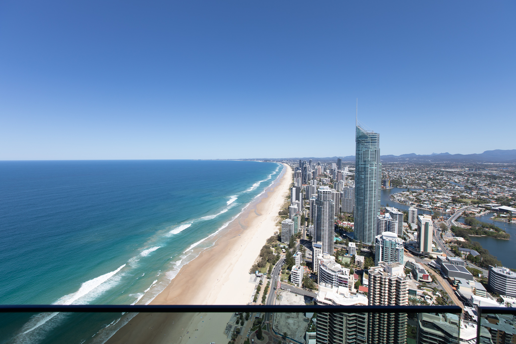 6301/4 The Esplanade, SURFERS PARADISE, QLD 4217, Surfers Paradise - Thumbnail 3