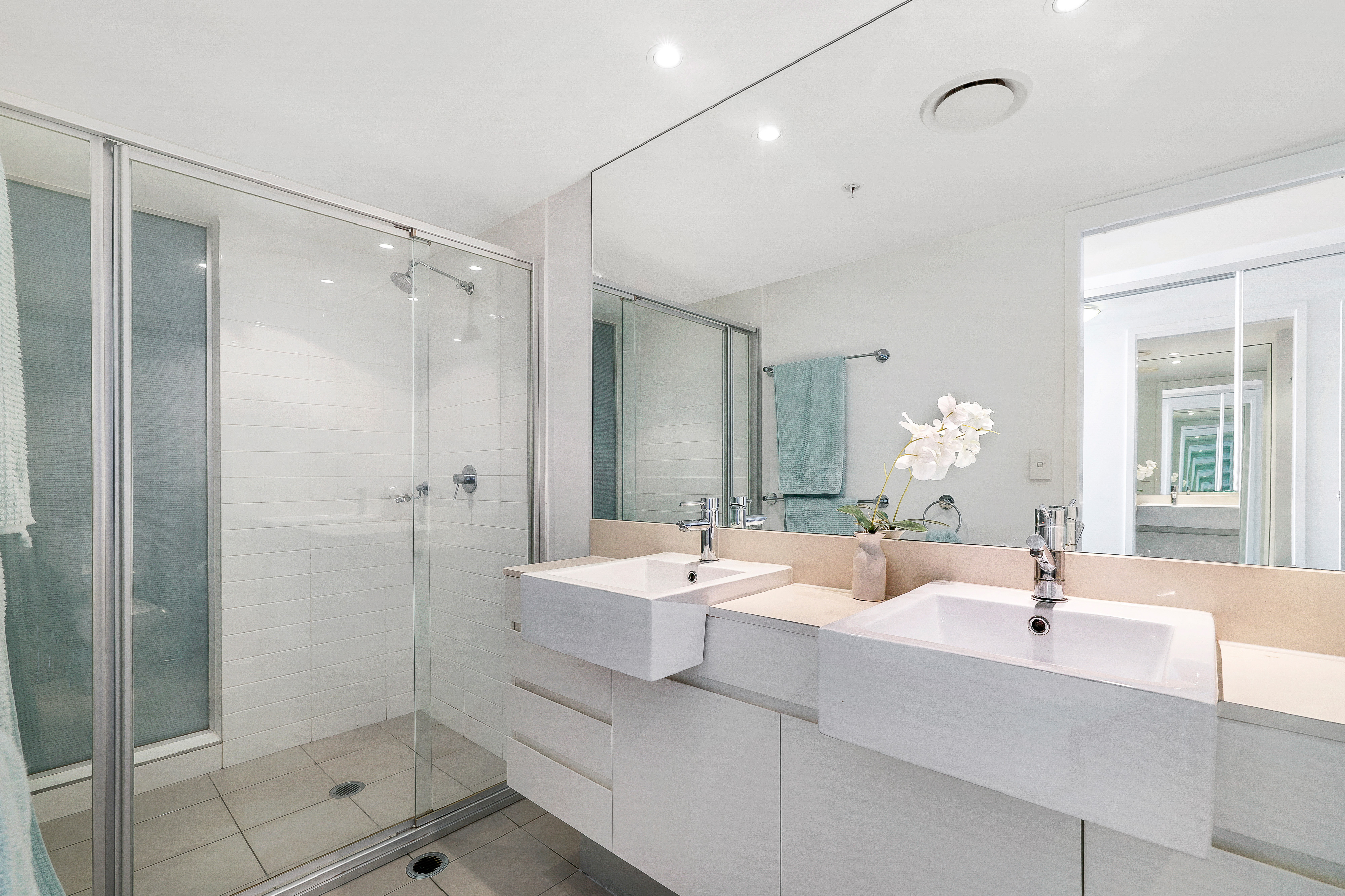 31605/9 Lawson Street, SOUTHPORT, QLD 4215, Southport - Thumbnail 7