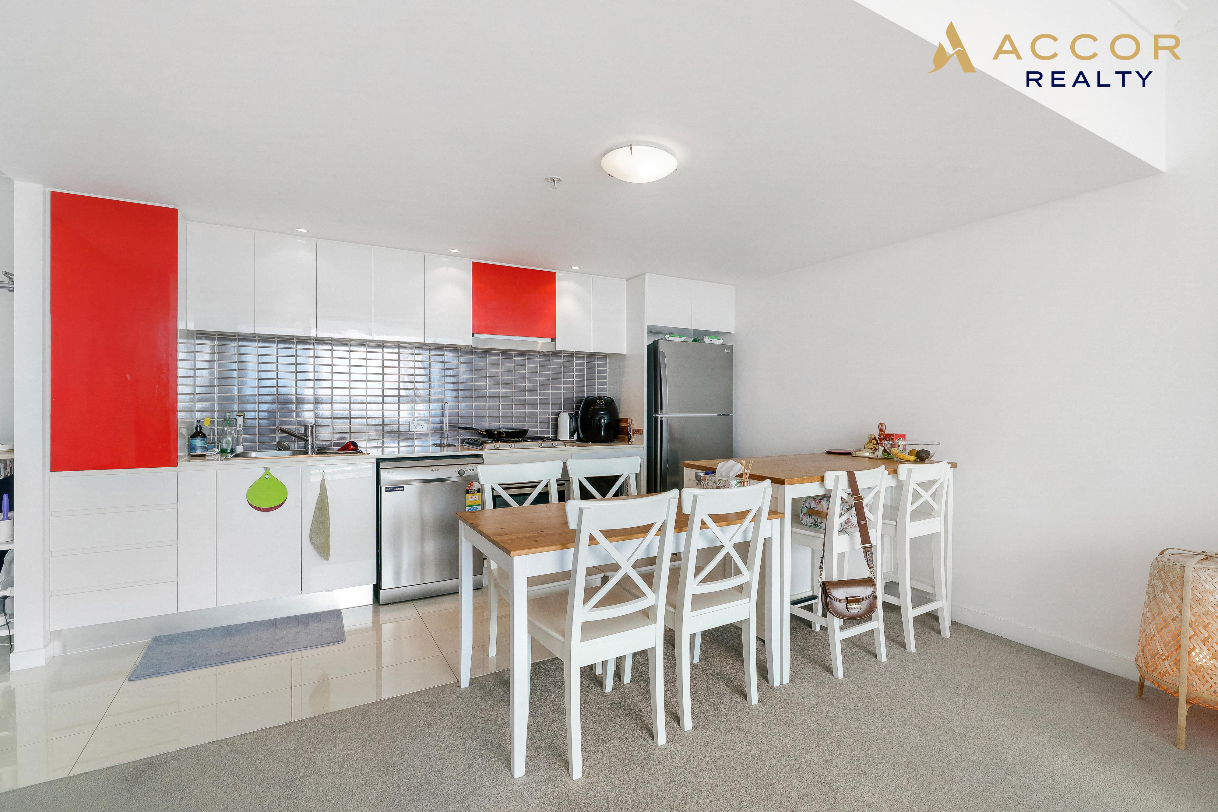 33009/9 Lawson Street, SOUTHPORT, QLD 4215, Southport - Thumbnail 3