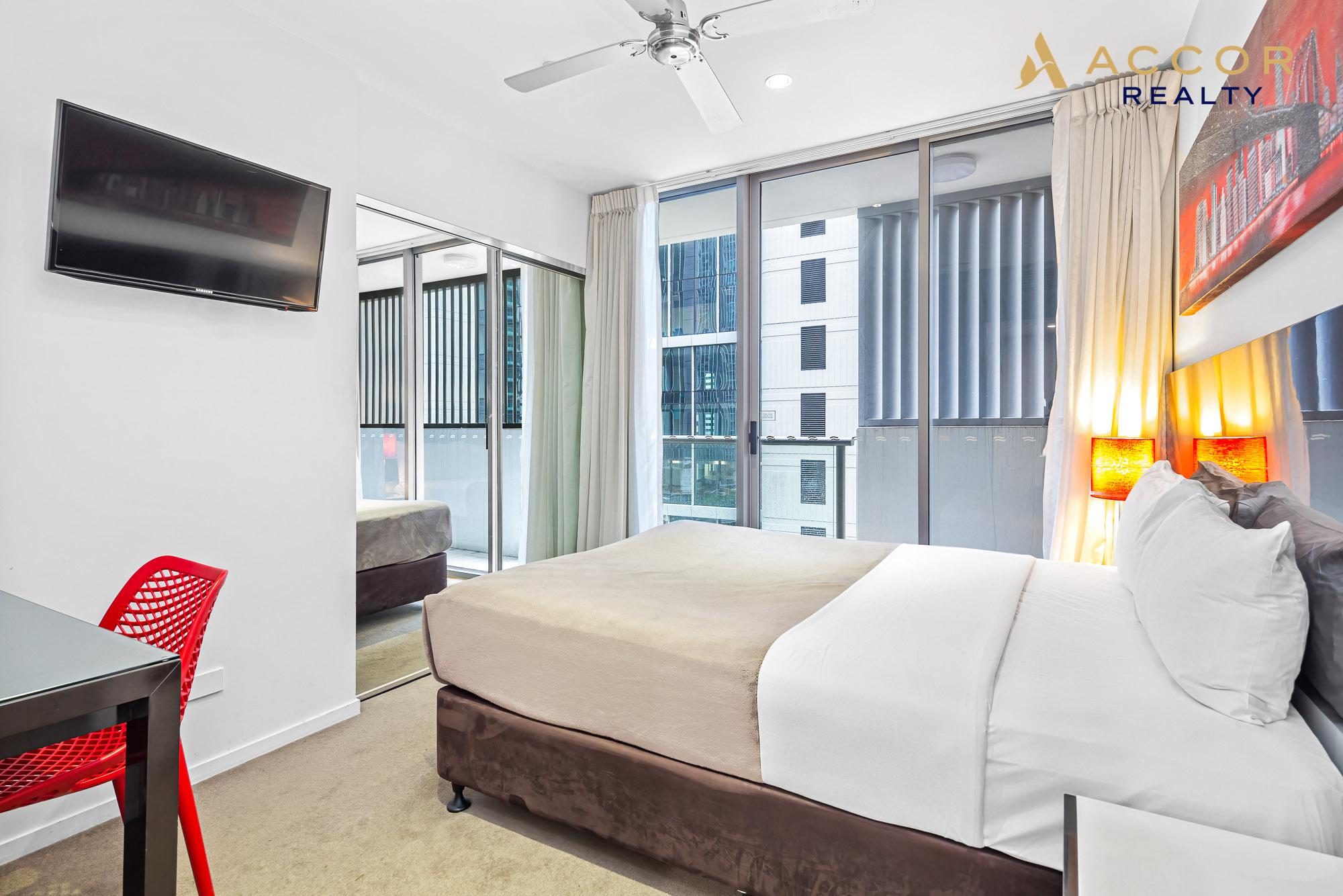 1006/127 Charlotte Street, BRISBANE CITY, QLD 4000, Brisbane City - Thumbnail 3