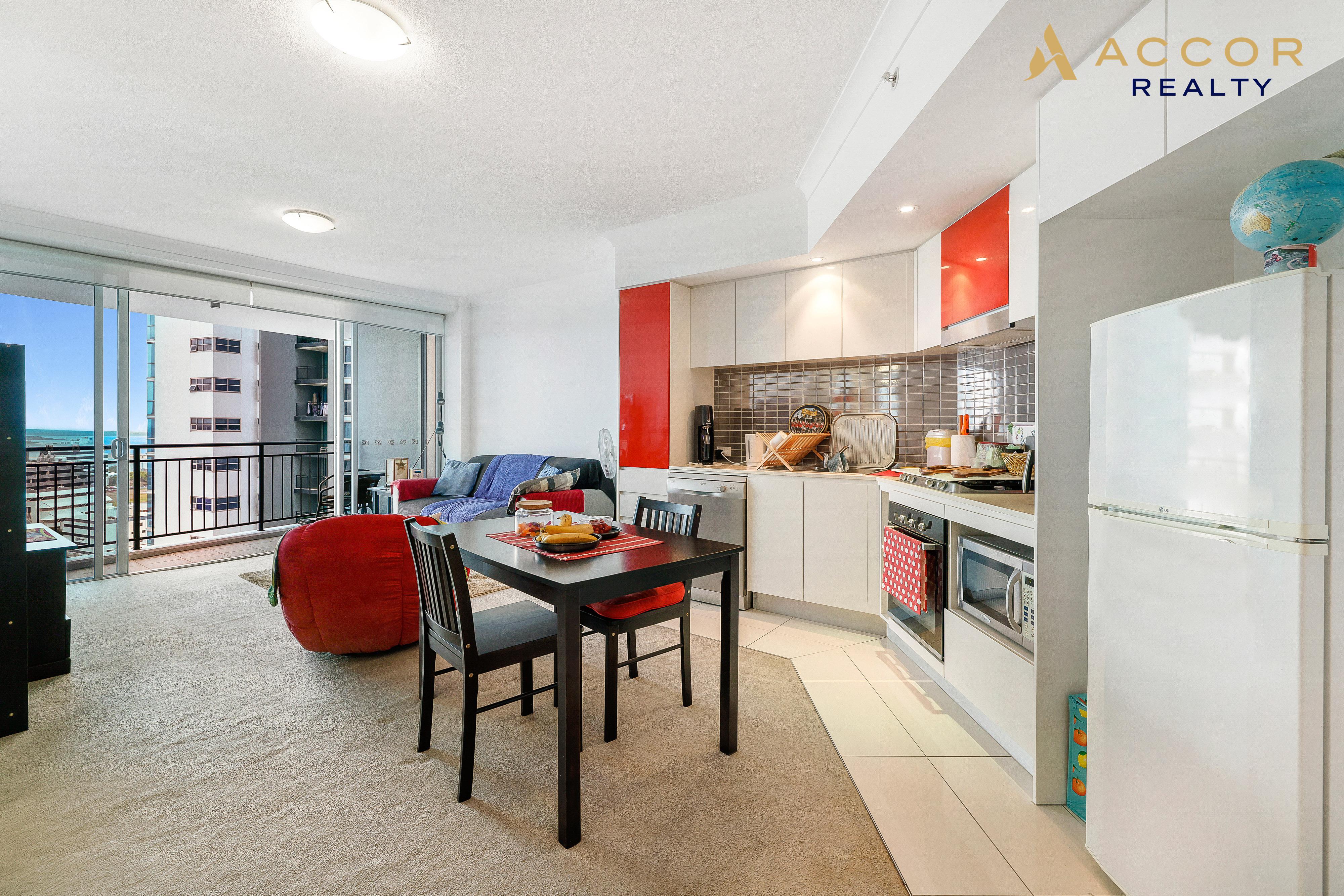21410/5 Lawson Street, SOUTHPORT, QLD 4215, Southport - Thumbnail 2
