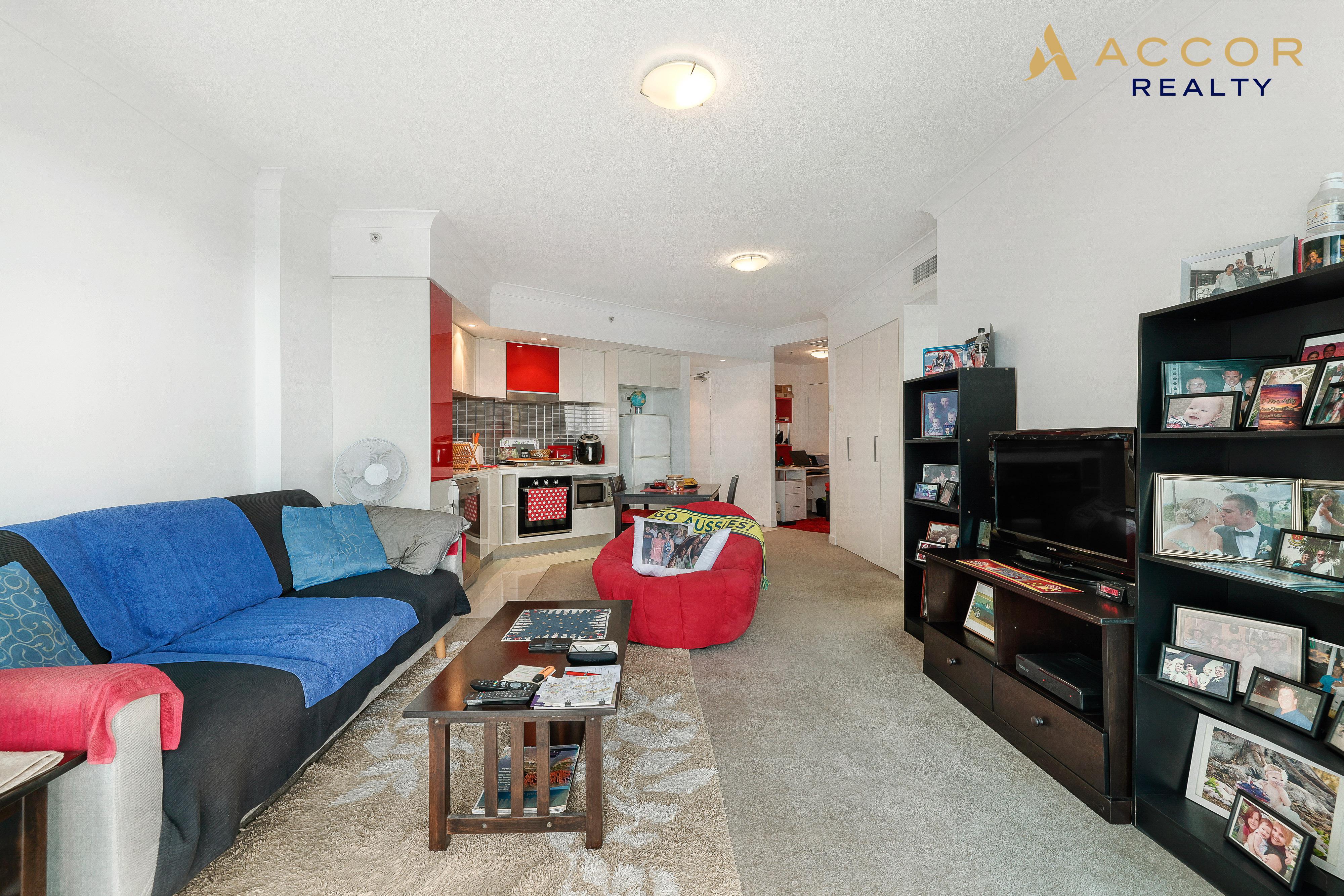 21410/5 Lawson Street, SOUTHPORT, QLD 4215, Southport - Thumbnail 3