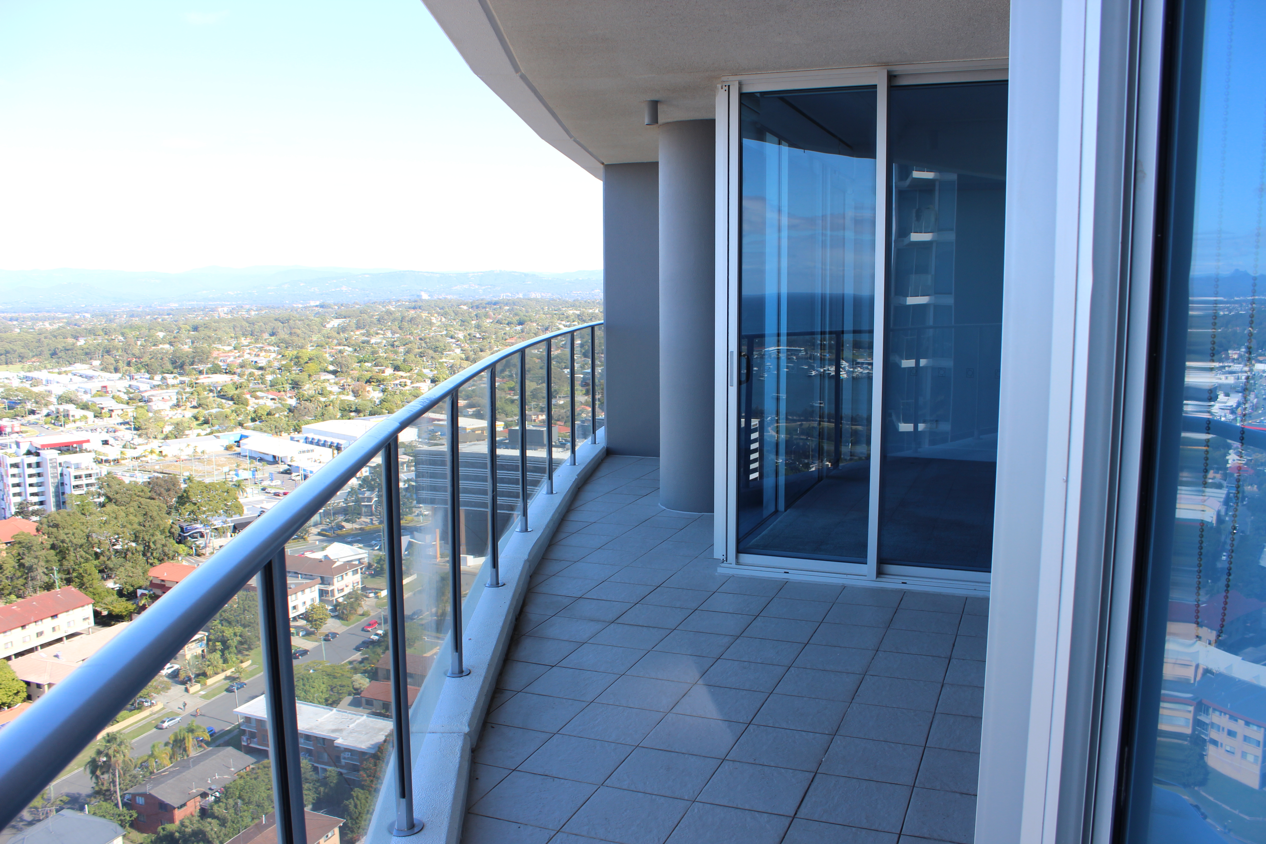 32502/9 Lawson Street, SOUTHPORT, QLD 4215, Southport - Thumbnail 2