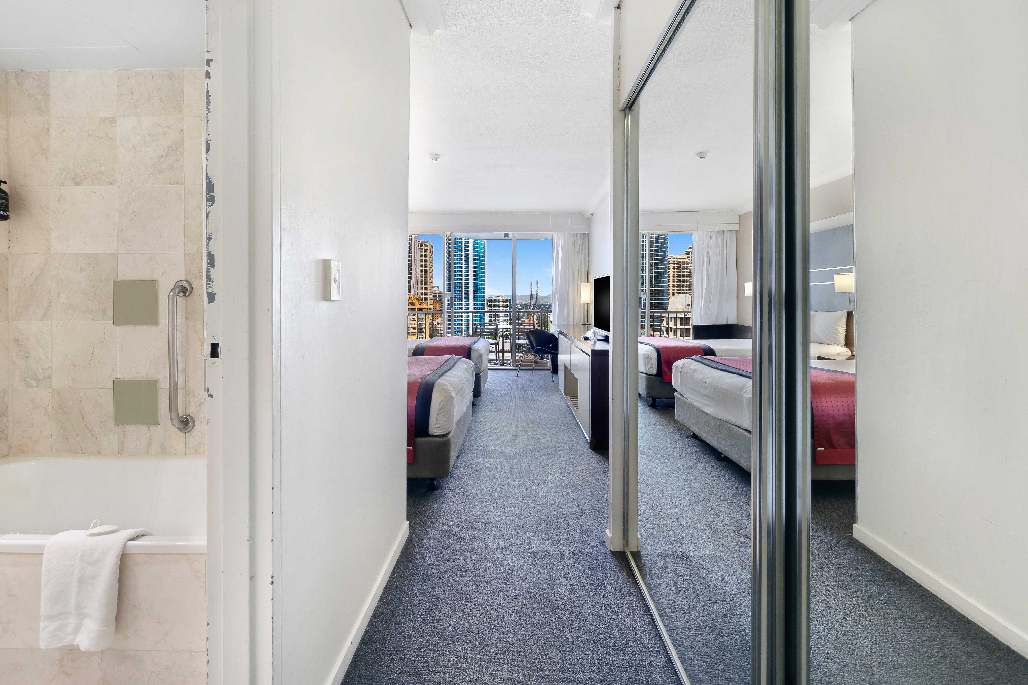 1014/22 View Avenue, SURFERS PARADISE, QLD 4217, Surfers Paradise - Thumbnail 5