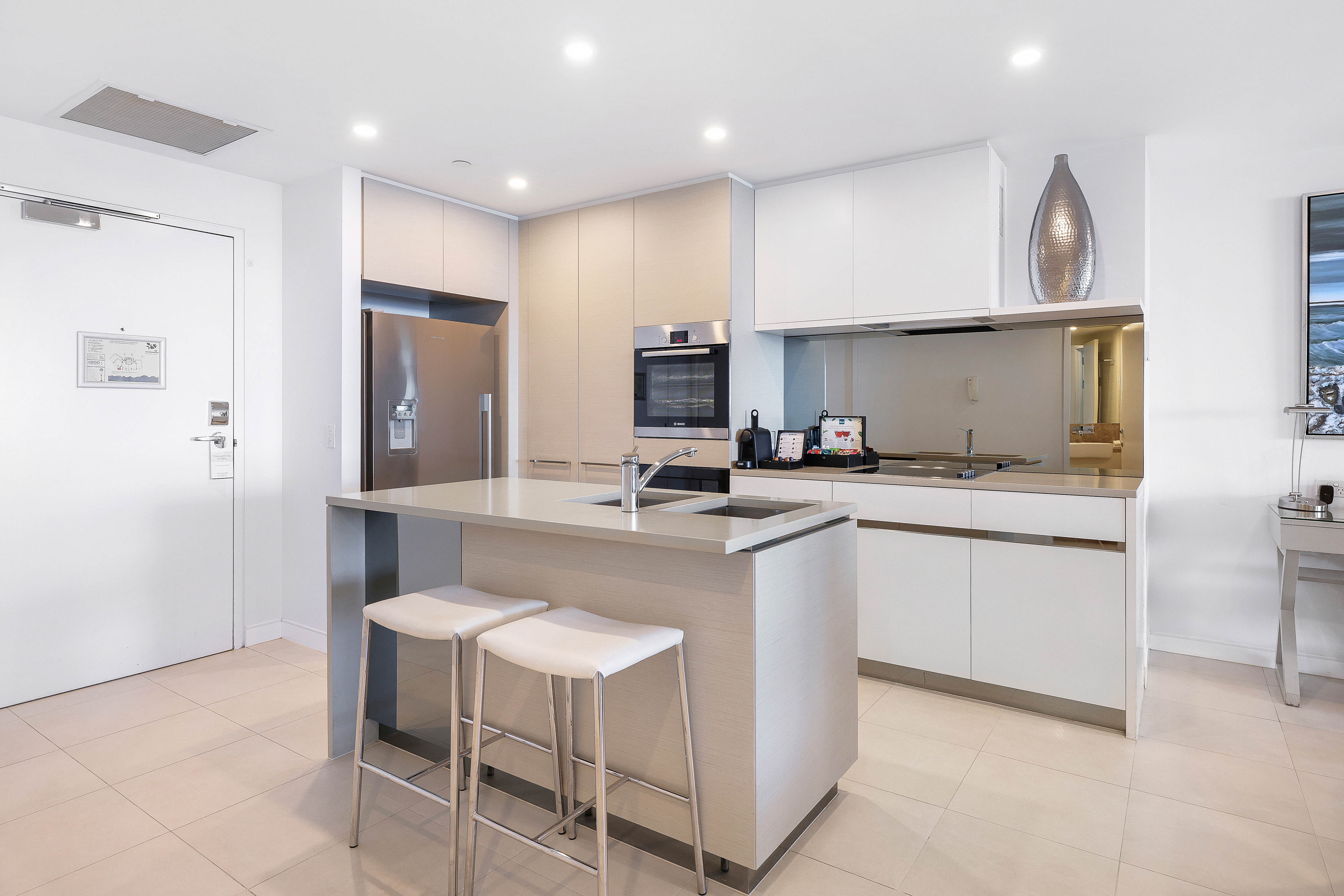 3103/4 The Esplanade, SURFERS PARADISE, QLD 4217, Surfers Paradise - Thumbnail 8