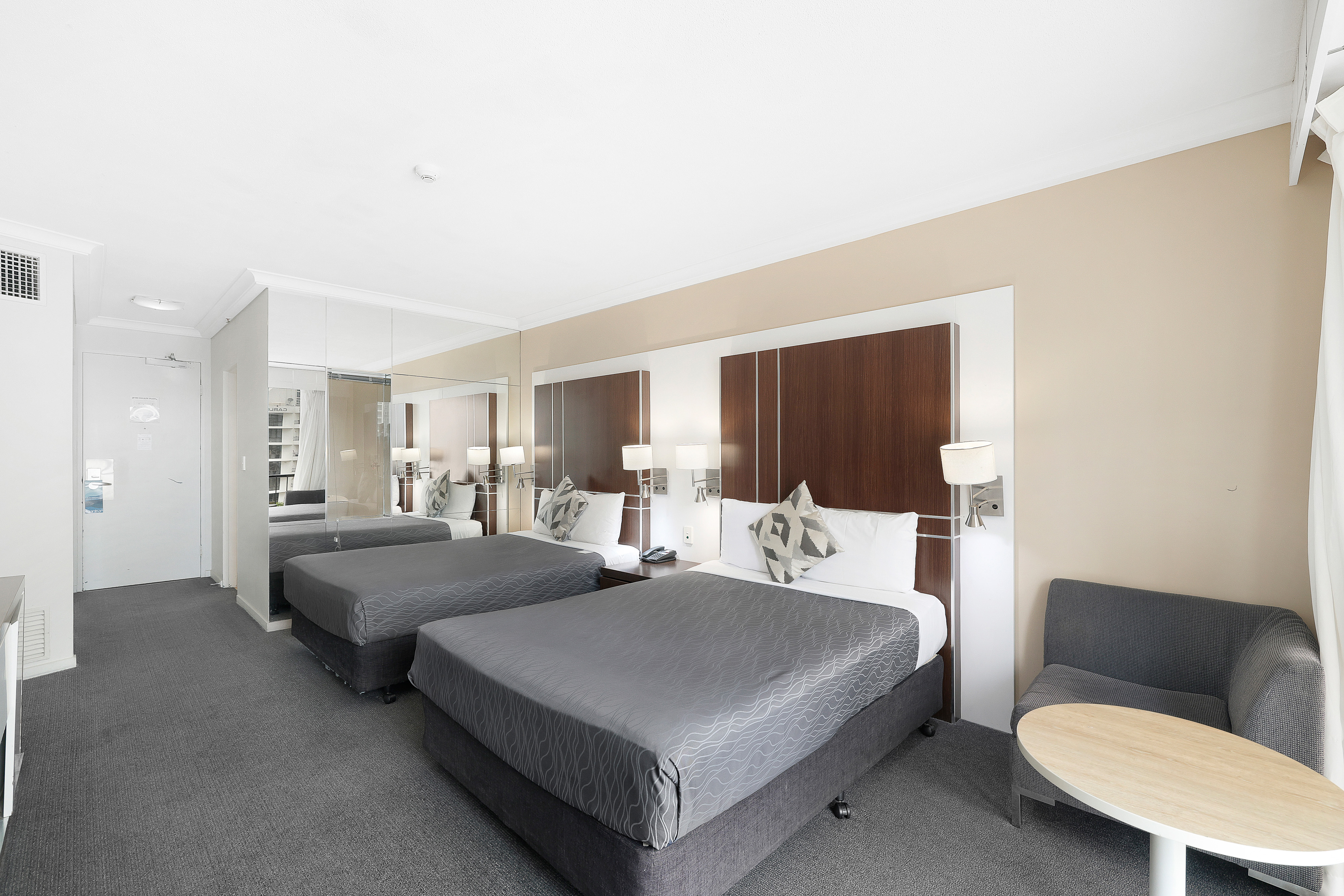 810/22 View Avenue, SURFERS PARADISE, QLD 4217, Surfers Paradise - Thumbnail 3