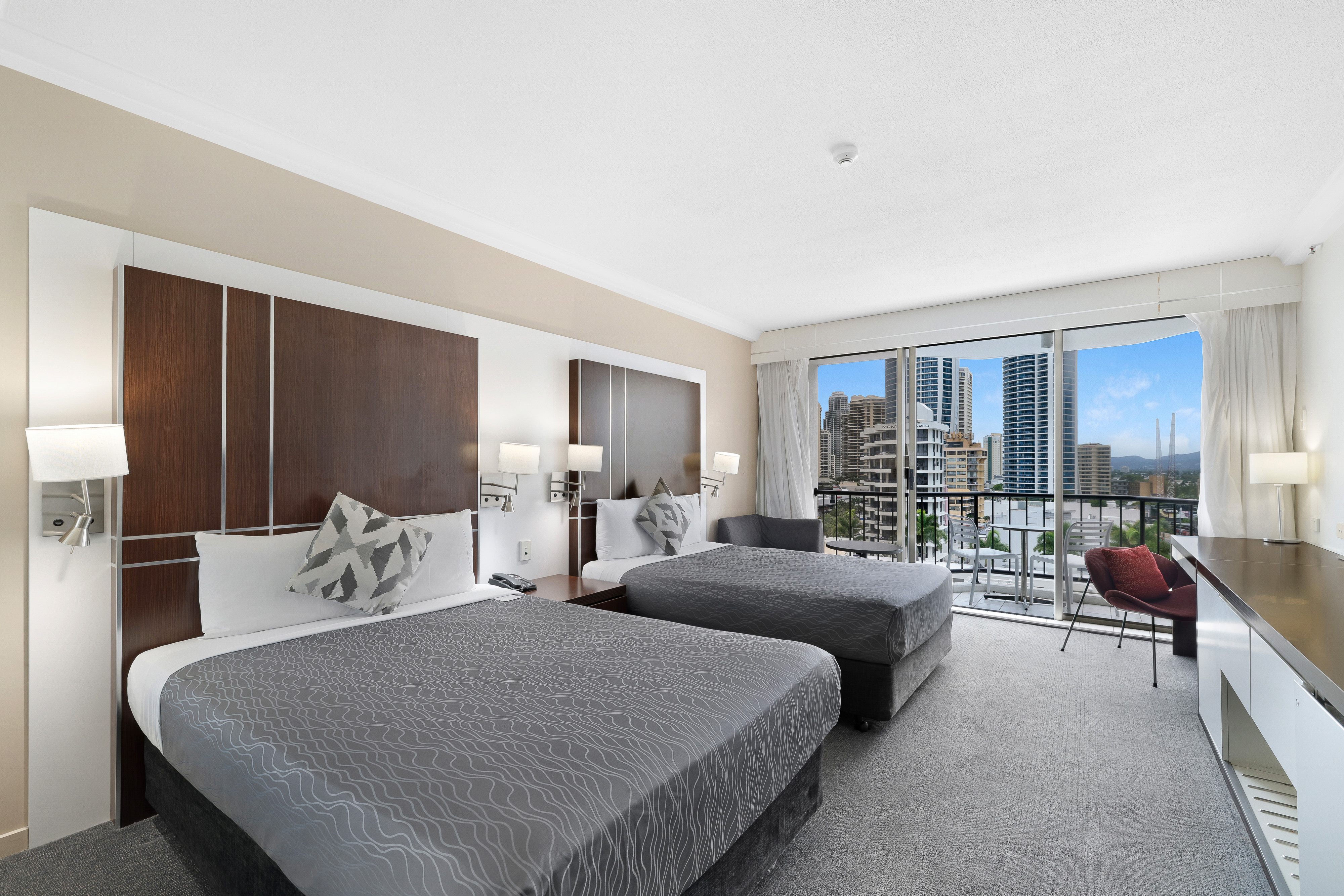 810/22 View Avenue, SURFERS PARADISE, QLD 4217, Surfers Paradise - Thumbnail 2