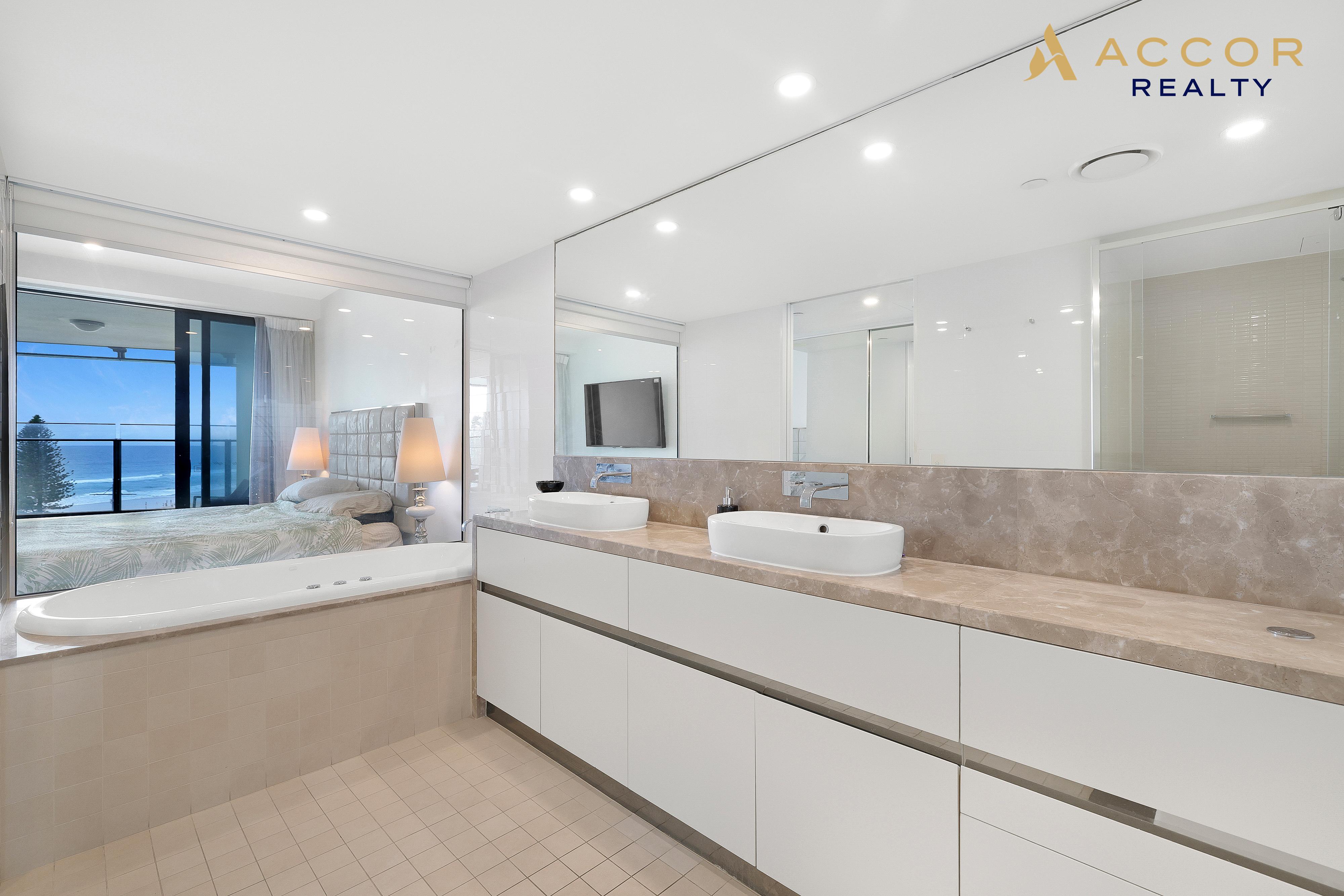 402/4 The Esplanade, SURFERS PARADISE, QLD 4217, Surfers Paradise - Thumbnail 7