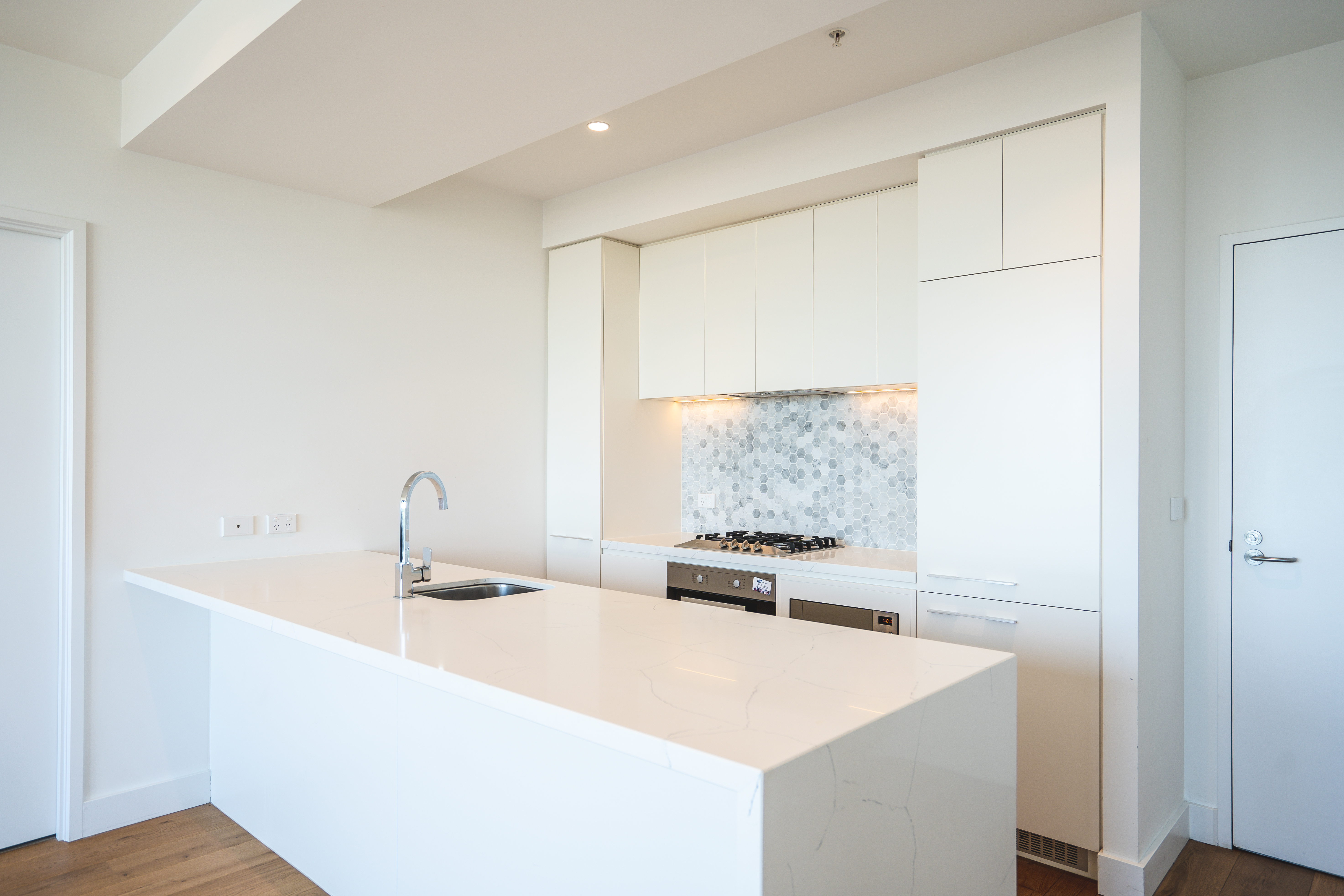 1602/850 Whitehorse Road, BOX HILL, VIC 3128, Box Hill - Thumbnail 2
