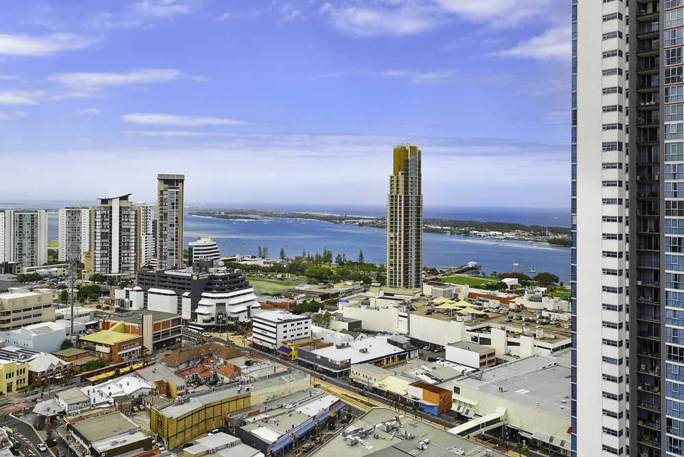 32410/9 Lawson Street, SOUTHPORT, QLD 4215, Southport - Thumbnail 3