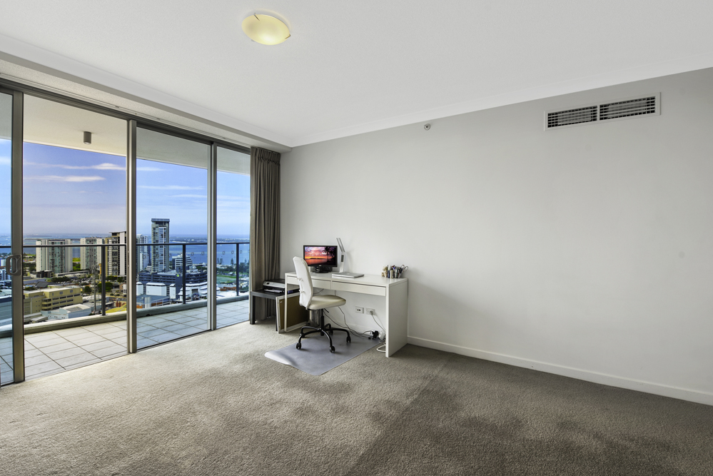 32410/9 Lawson Street, SOUTHPORT, QLD 4215, Southport - Thumbnail 4