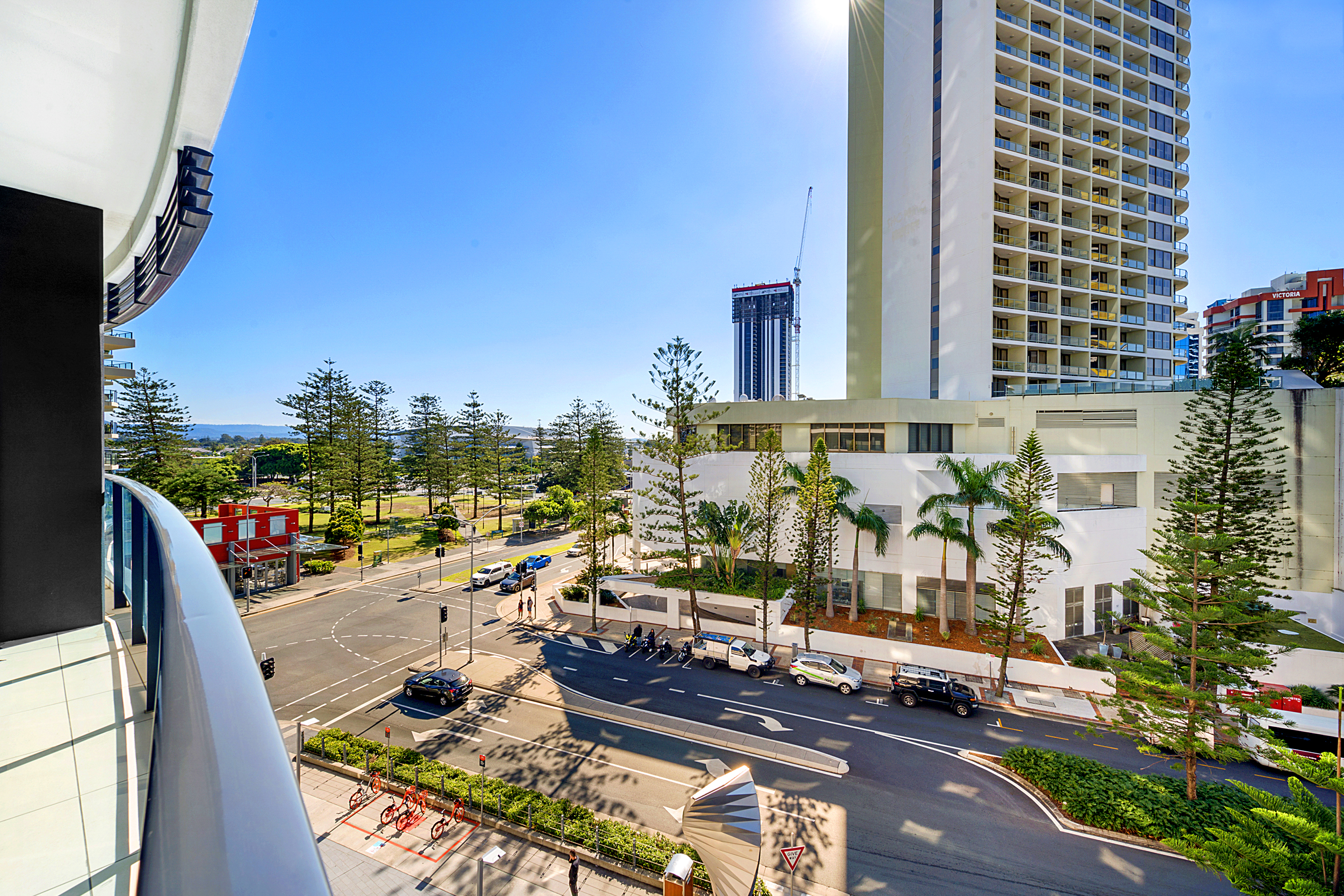 20403 "The Oracle" 21 Elizabeth Avenue, BROADBEACH, QLD 4218, Broadbeach - Thumbnail 2