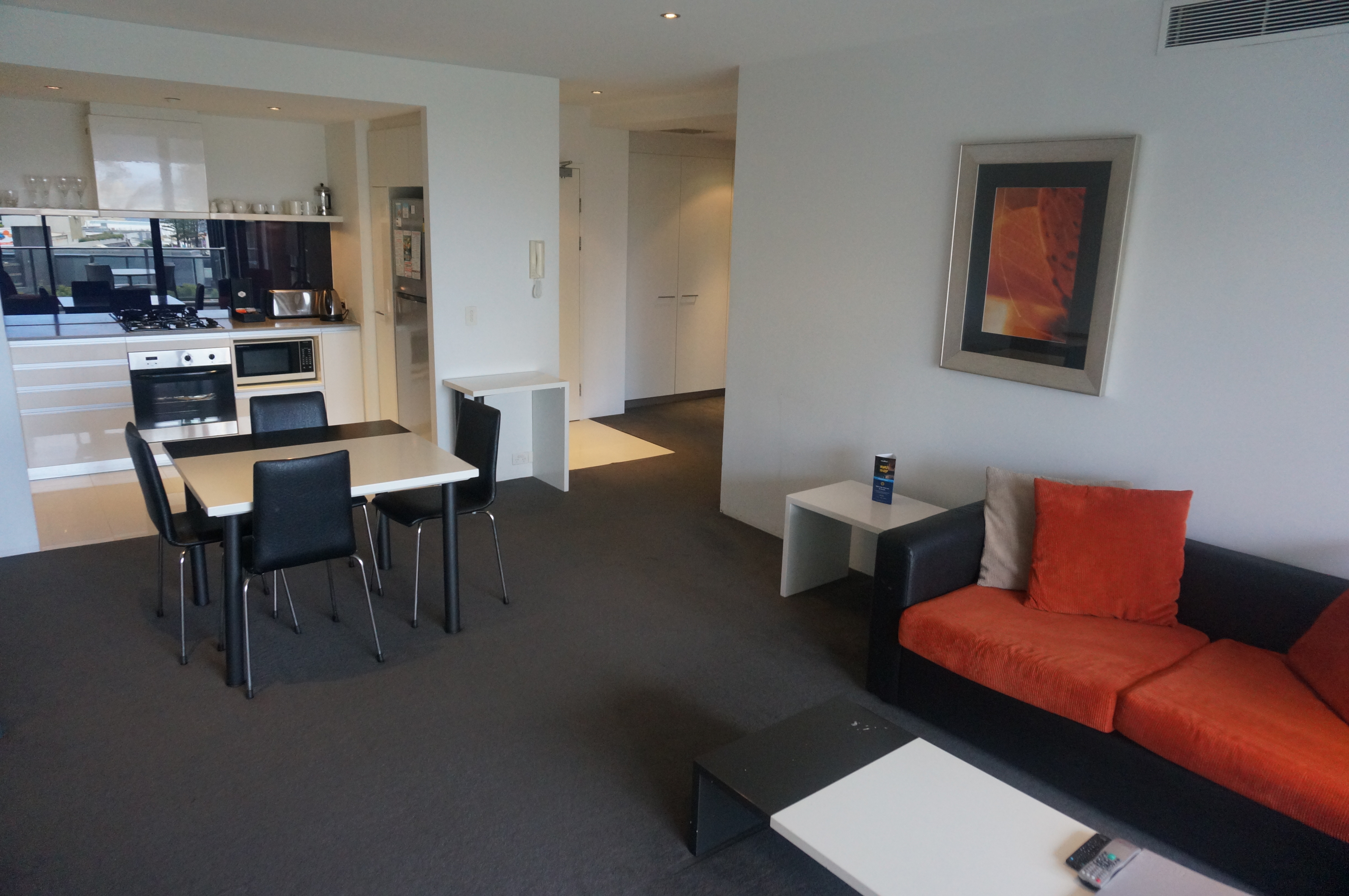 1054 "Mantra Circle on Cavill" 9 Ferny Avenue, SURFERS PARADISE, QLD 4217, Surfers Paradise - Thumbnail 4