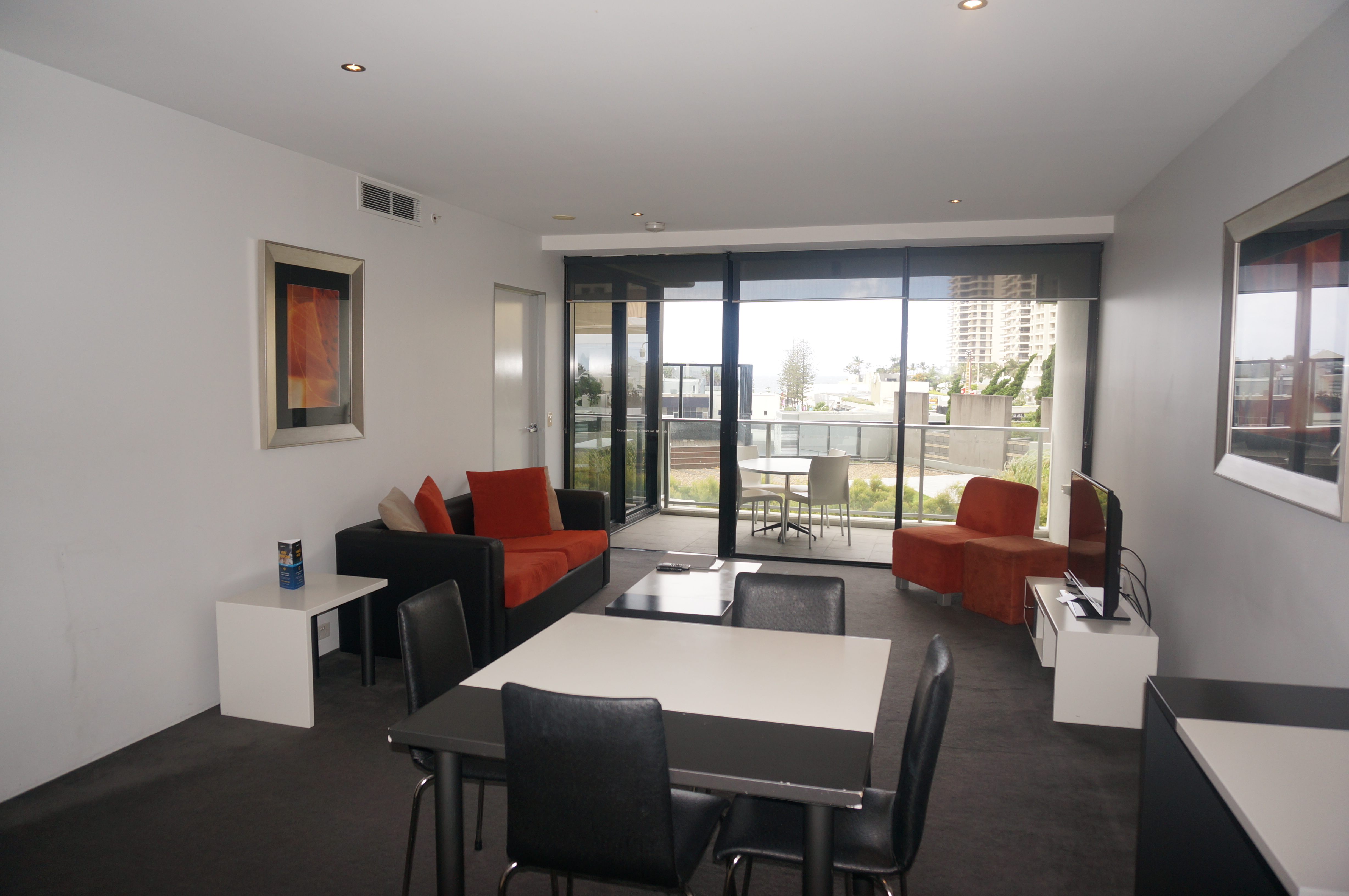 1054 "Mantra Circle on Cavill" 9 Ferny Avenue, SURFERS PARADISE, QLD 4217, Surfers Paradise - Thumbnail 2
